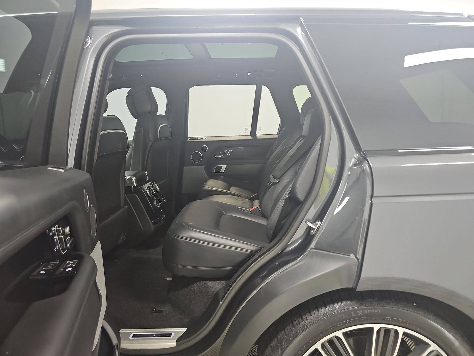2018 Land Rover Range Rover Autobiography AWD