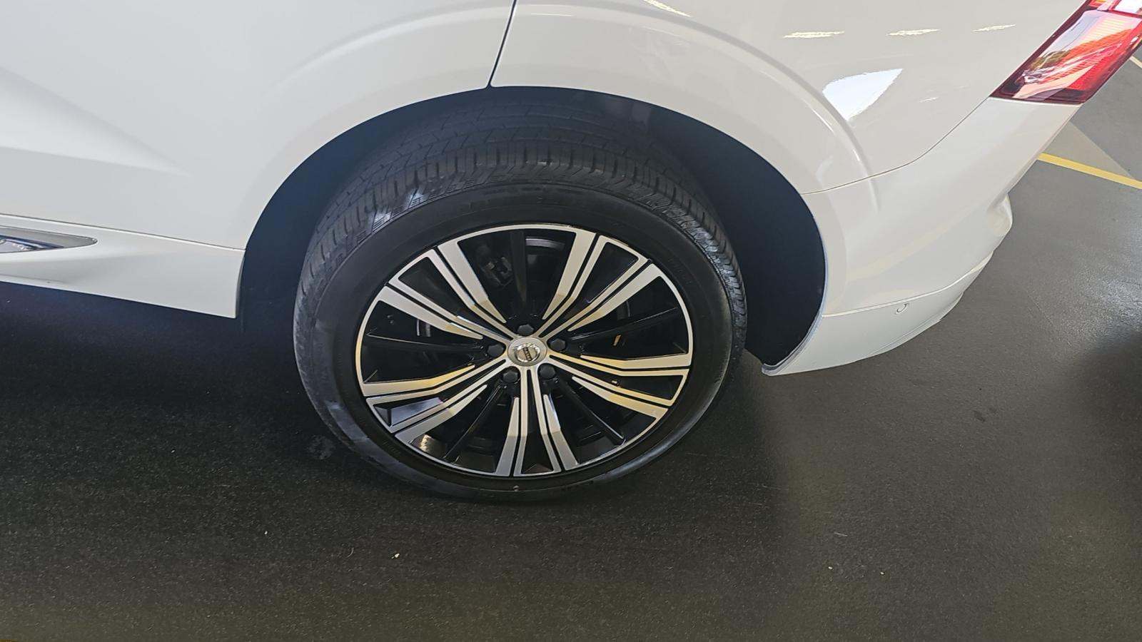 2022 Volvo XC60 B5 Inscription AWD