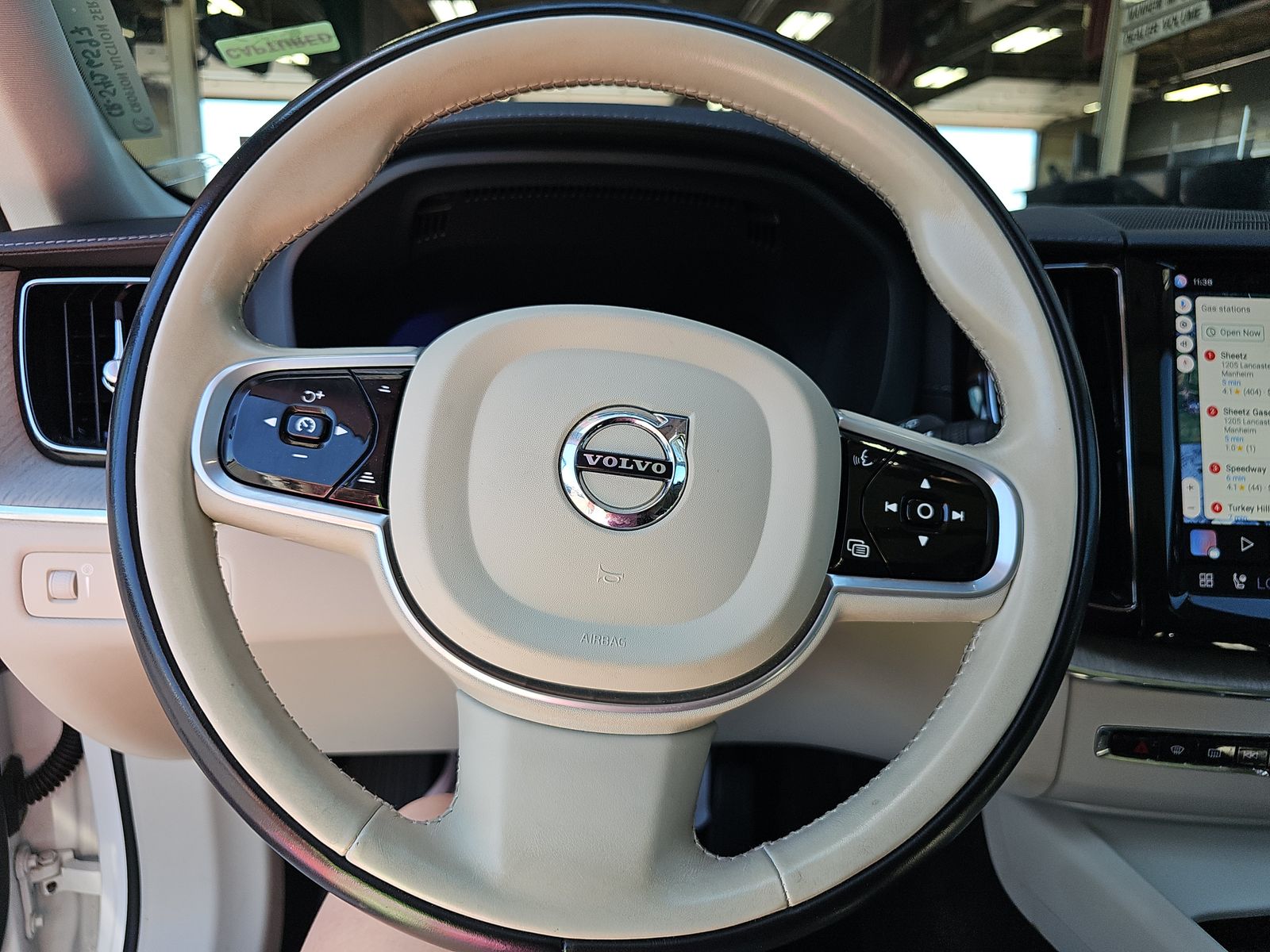 2022 Volvo XC60 B5 Inscription AWD