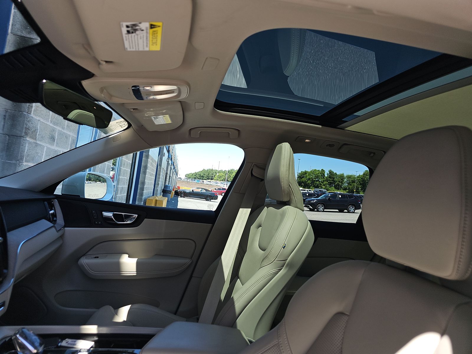 2022 Volvo XC60 B5 Inscription AWD