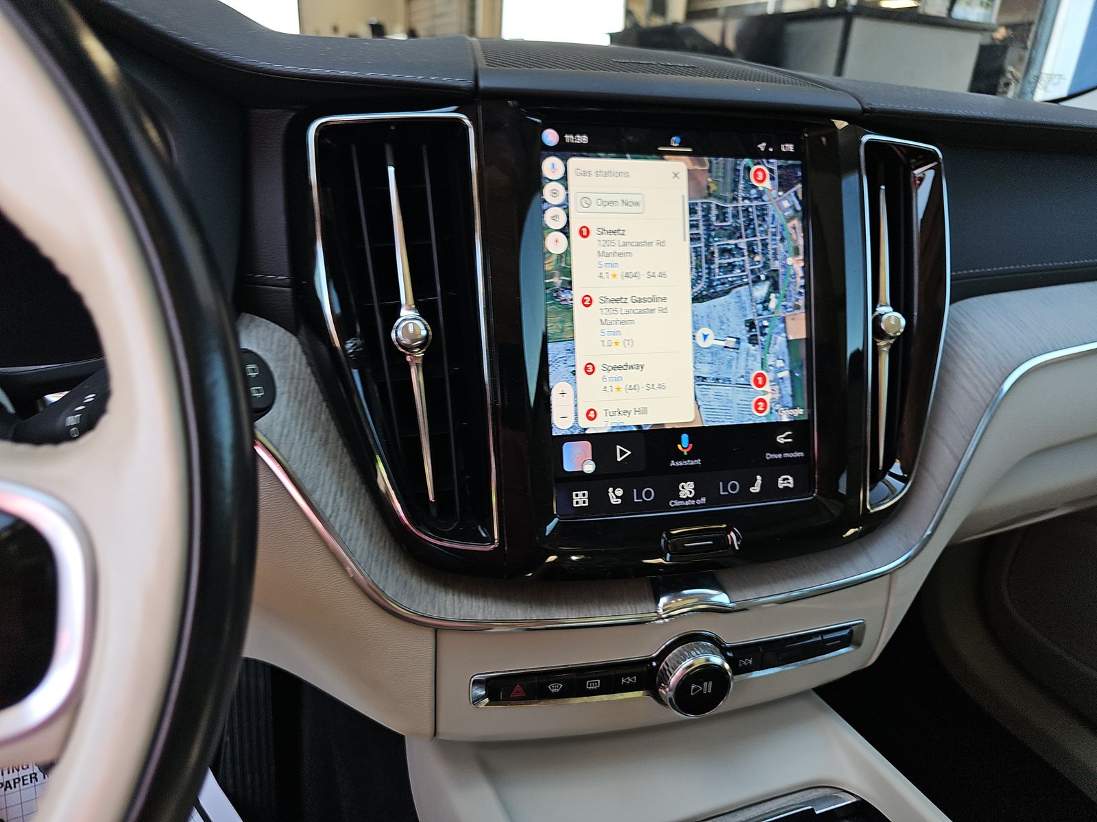 2022 Volvo XC60 B5 Inscription AWD