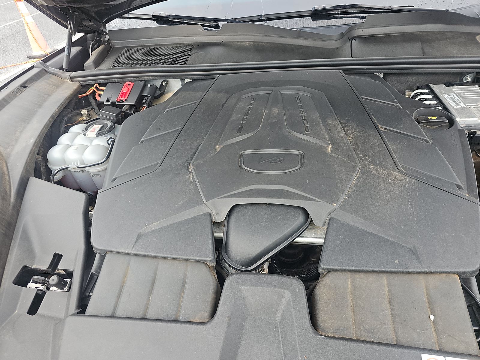 2024 Porsche Cayenne Base AWD