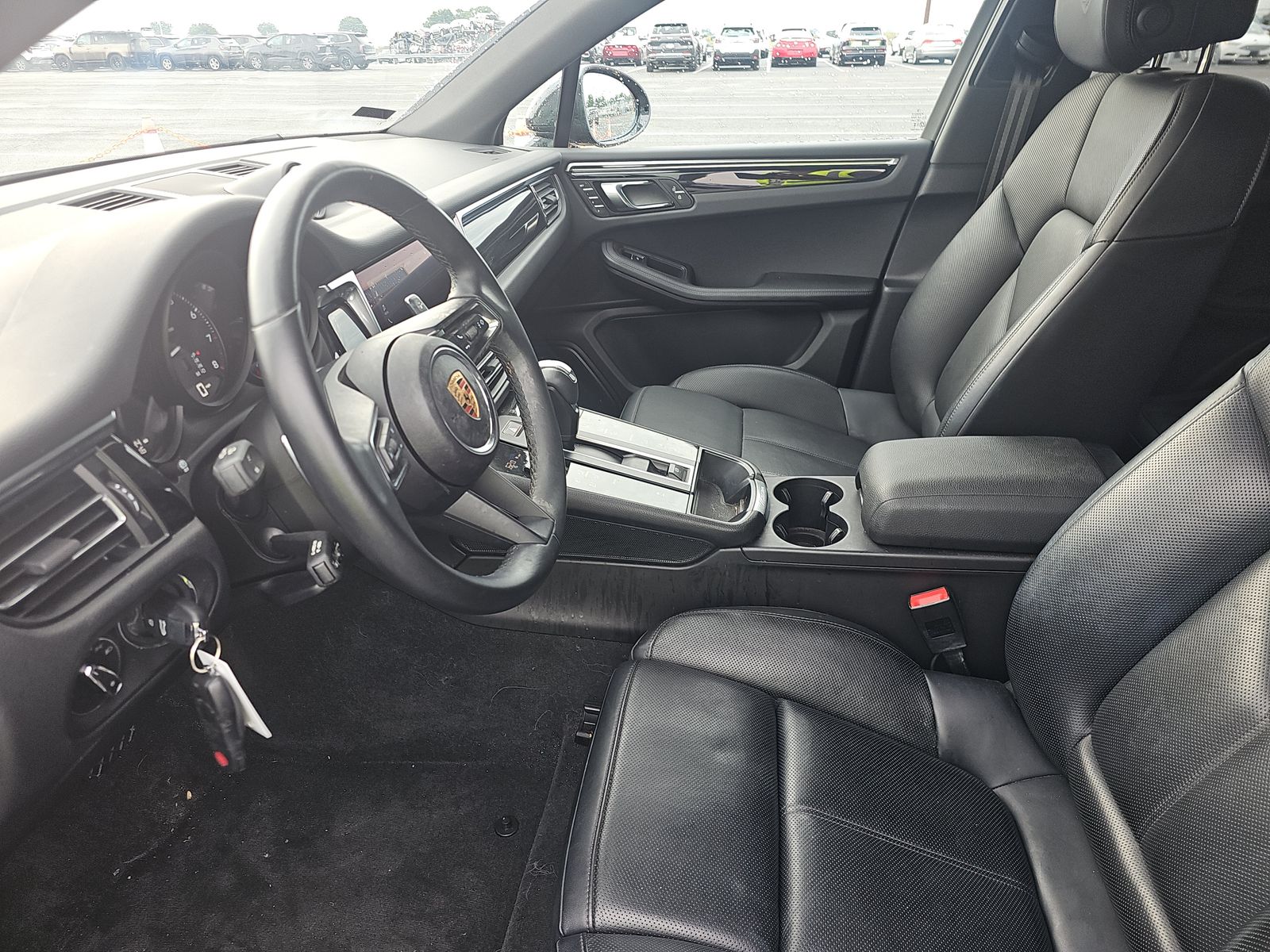 2024 Porsche Macan Base AWD