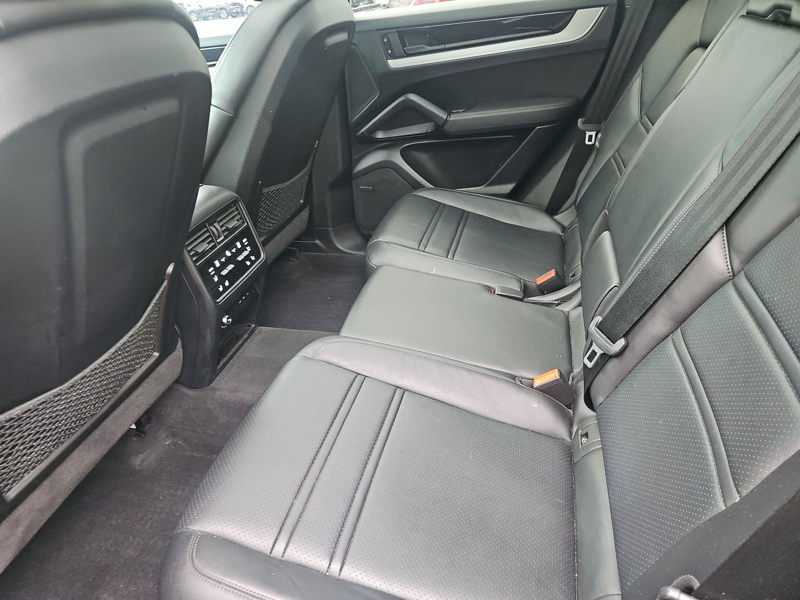 2024 Porsche Cayenne Base AWD