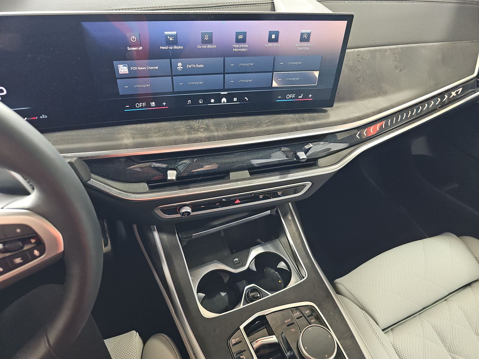 2026 BMW X7 xDrive40i AWD