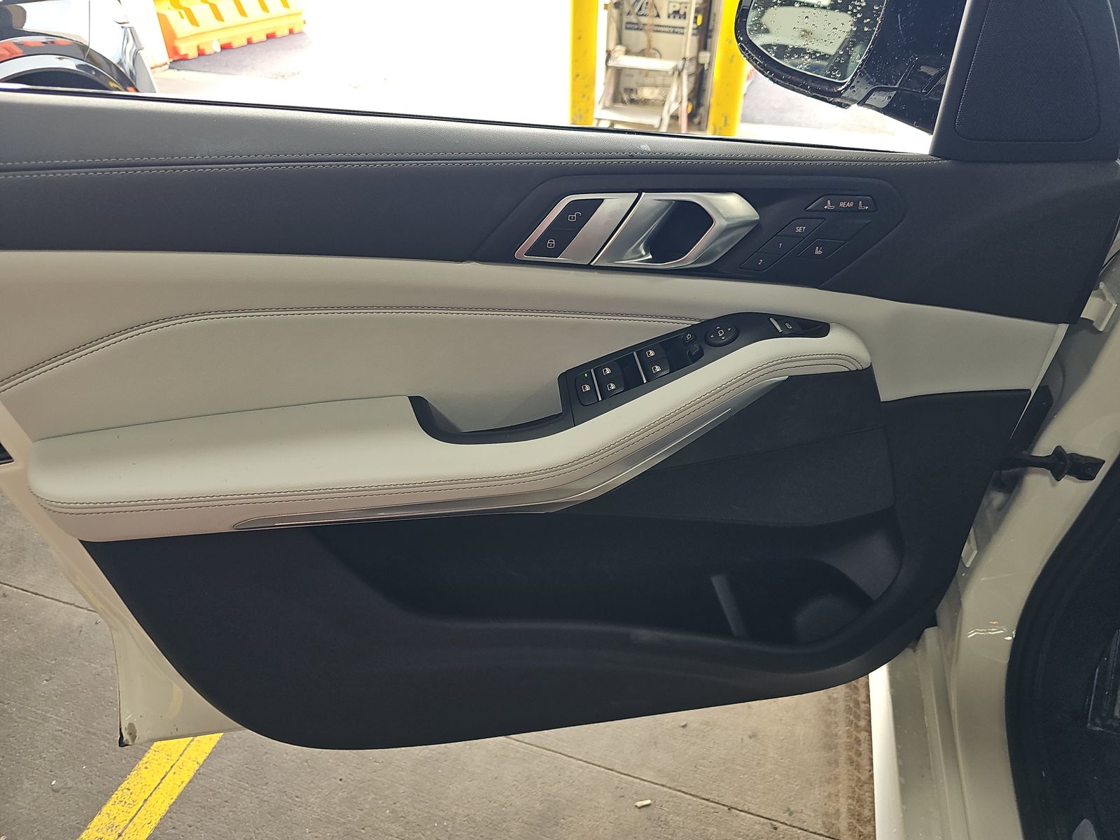 2026 BMW X7 xDrive40i AWD