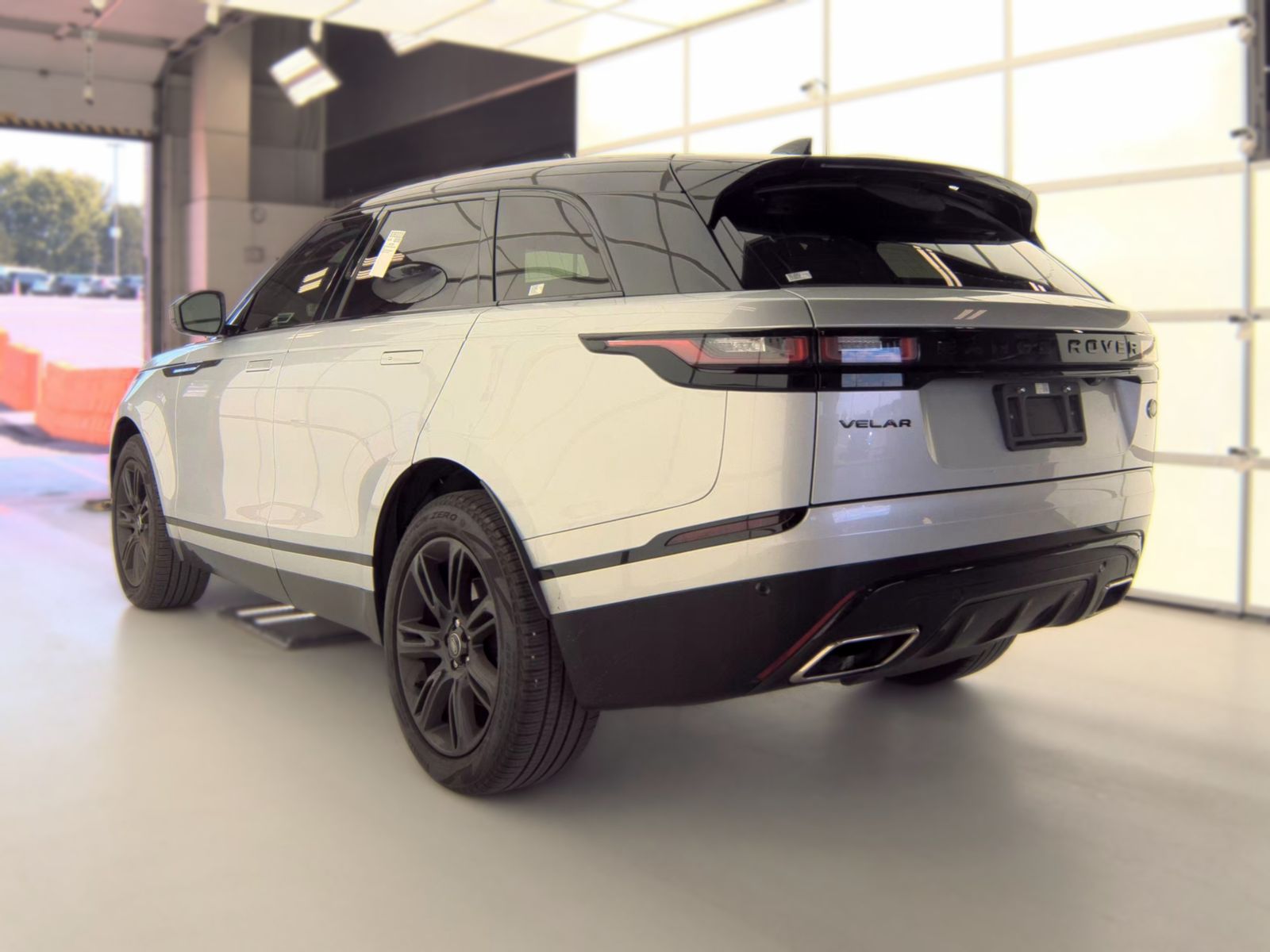 2023 Land Rover Range Rover Velar R-Dynamic S FWD