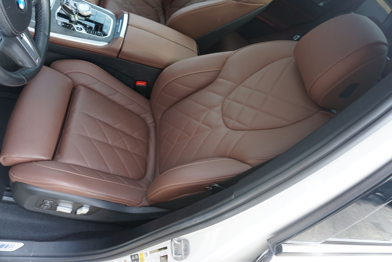 2023 BMW X5 xDrive40i AWD