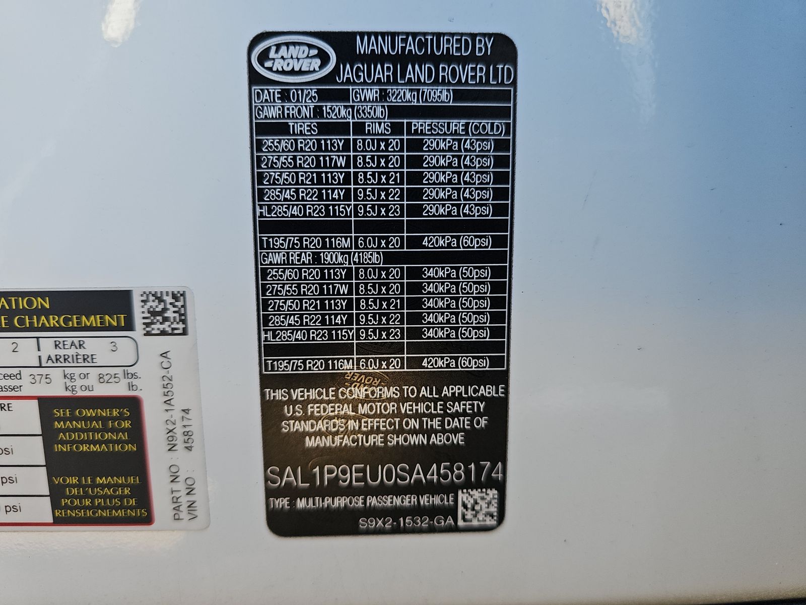 2025 Land Rover Range Rover Sport SE FWD