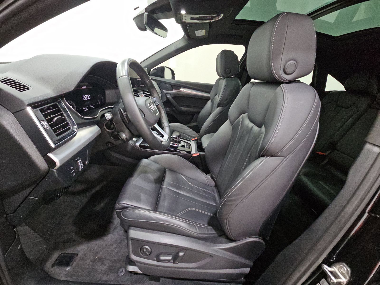 2023 Audi Q5 S line Premium Plus AWD