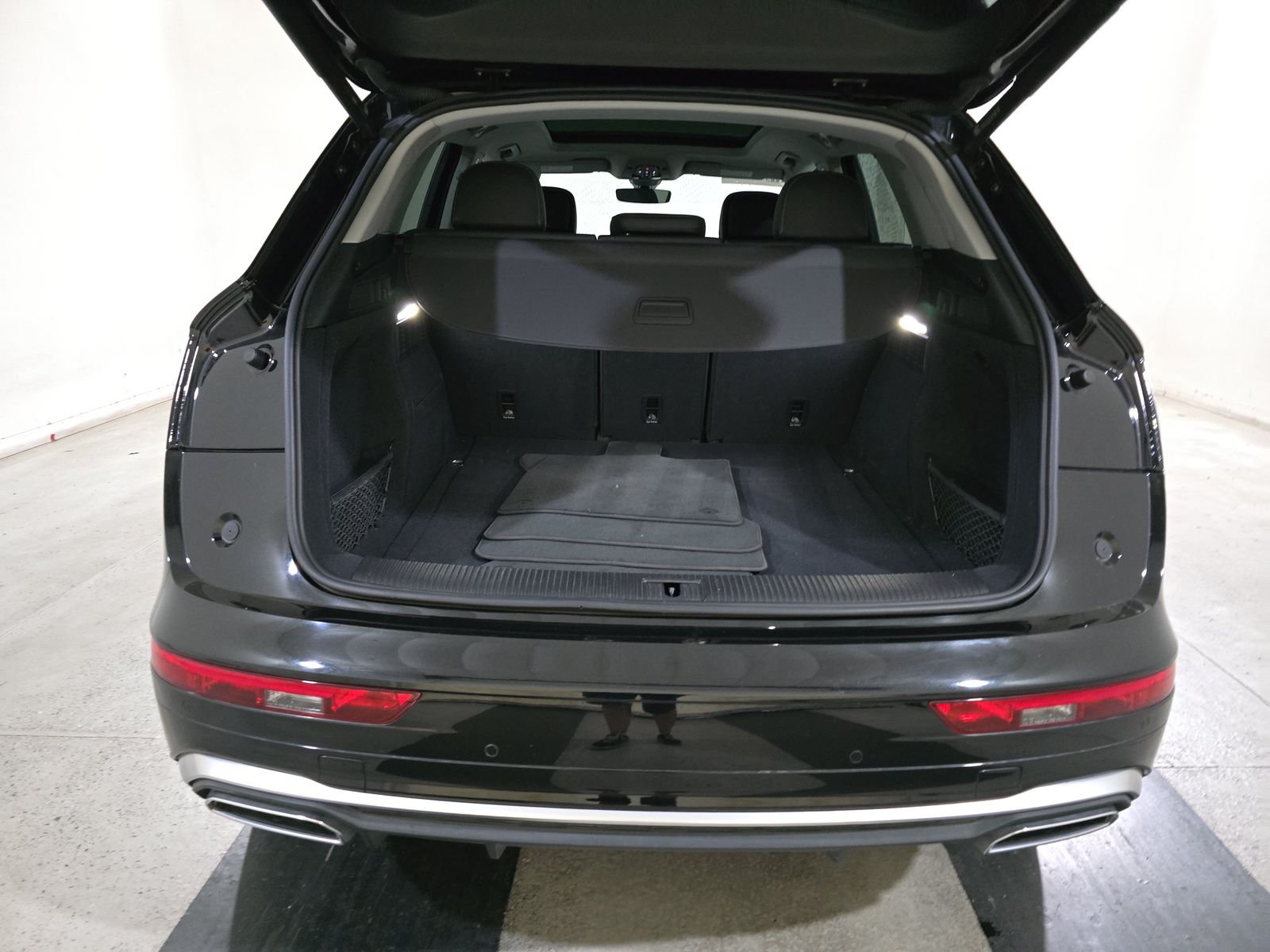 2022 Audi Q5 S line Premium Plus AWD