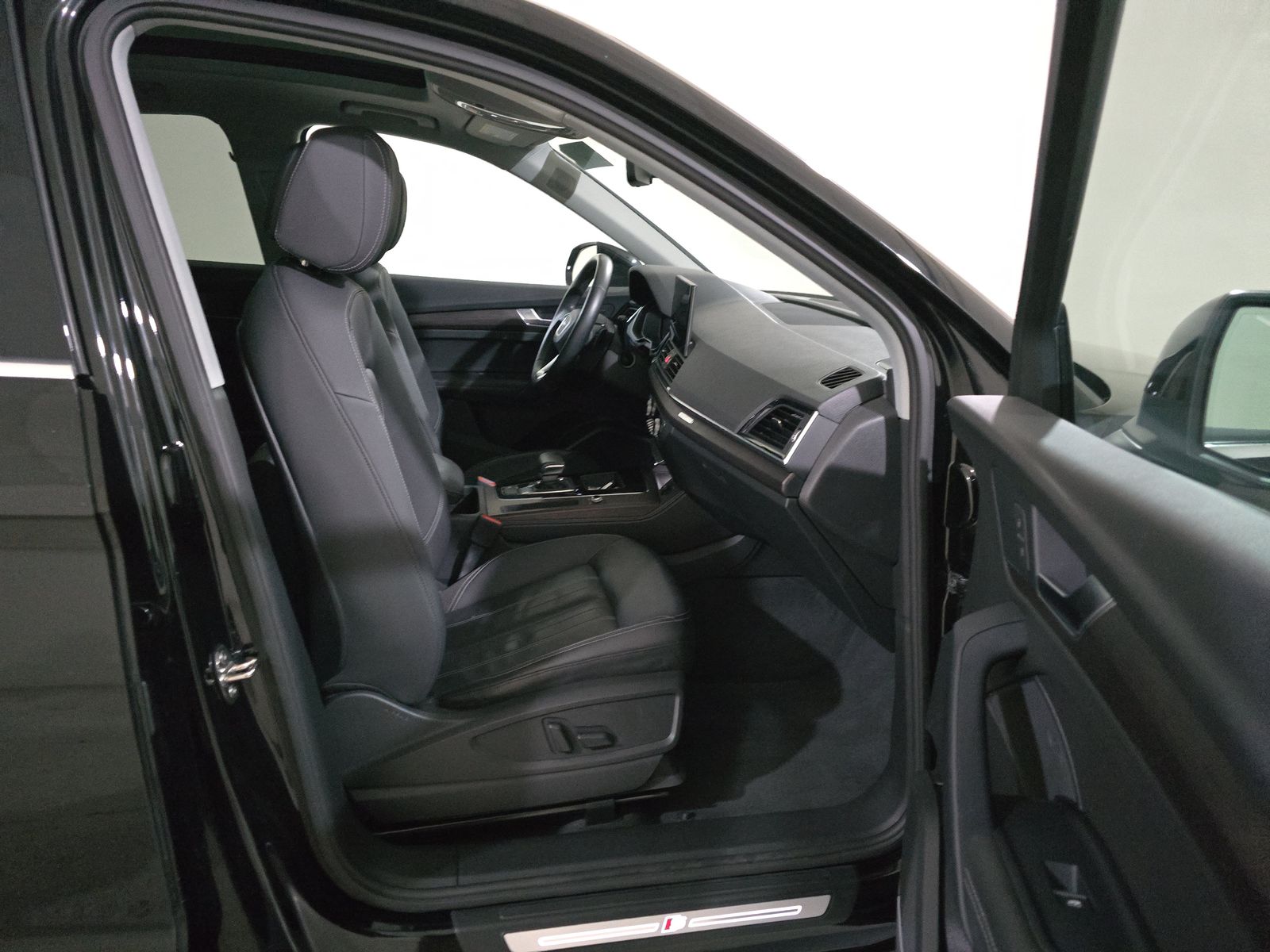 2022 Audi Q5 S line Premium Plus AWD