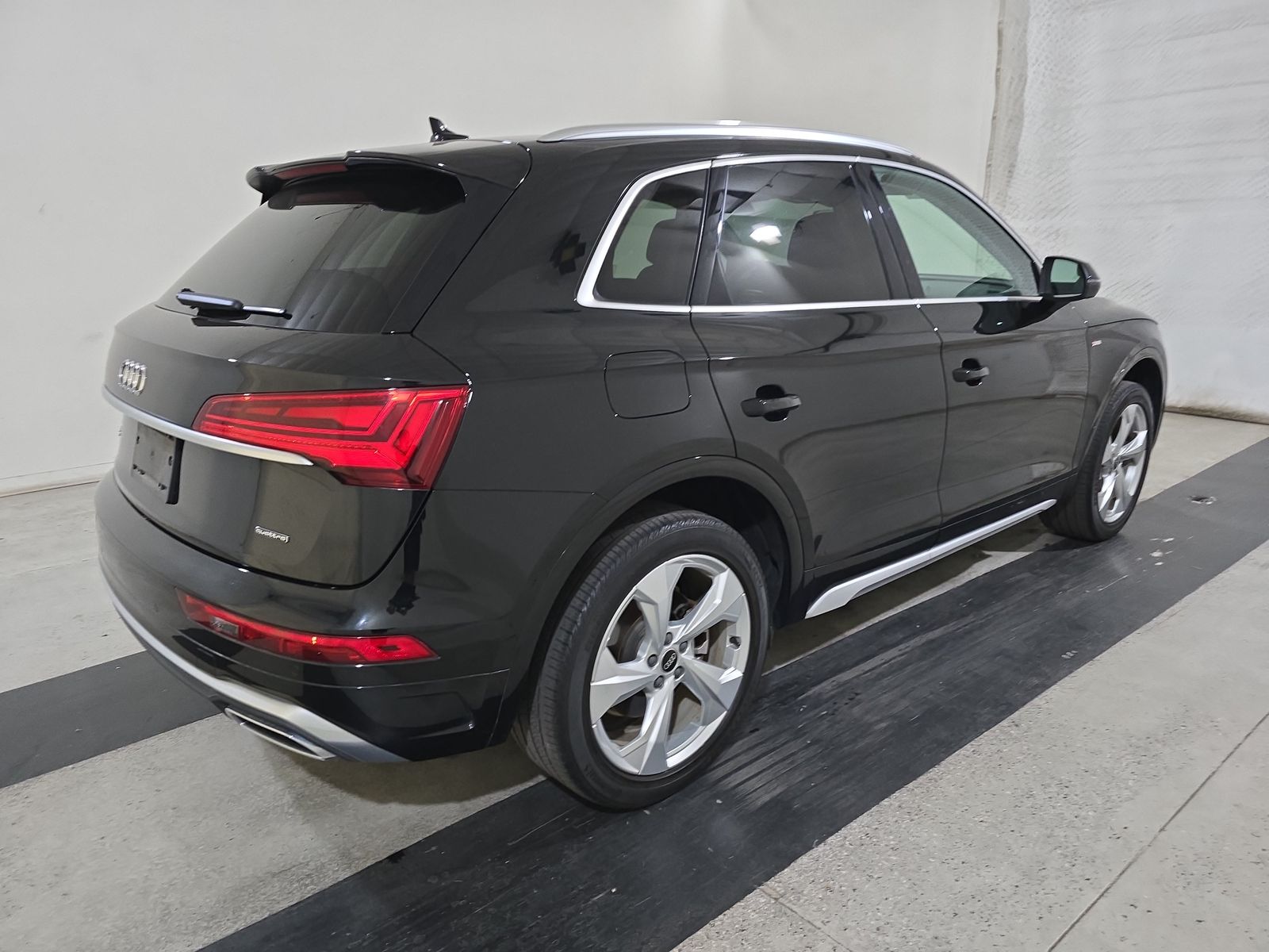 2022 Audi Q5 S line Premium Plus AWD