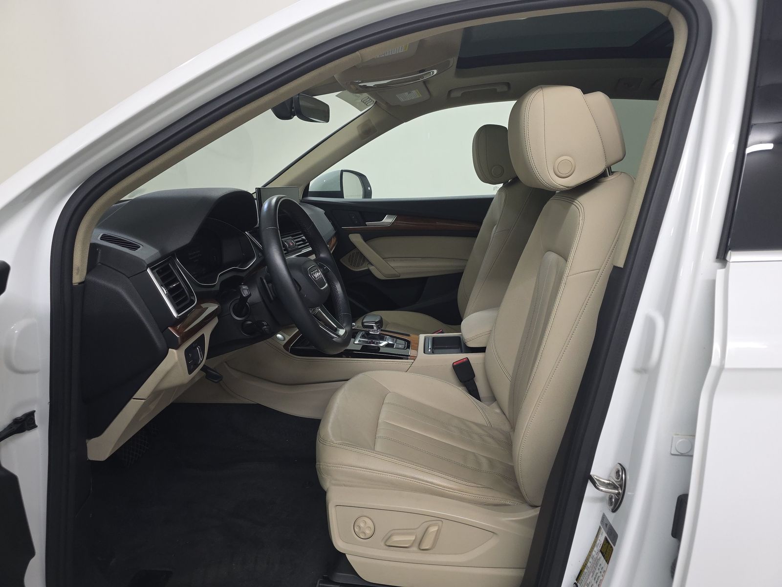 2022 Audi Q5 S line Premium Plus AWD