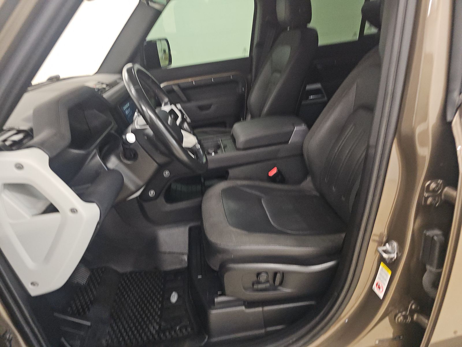 2020 Land Rover Defender 110 First Edition FWD