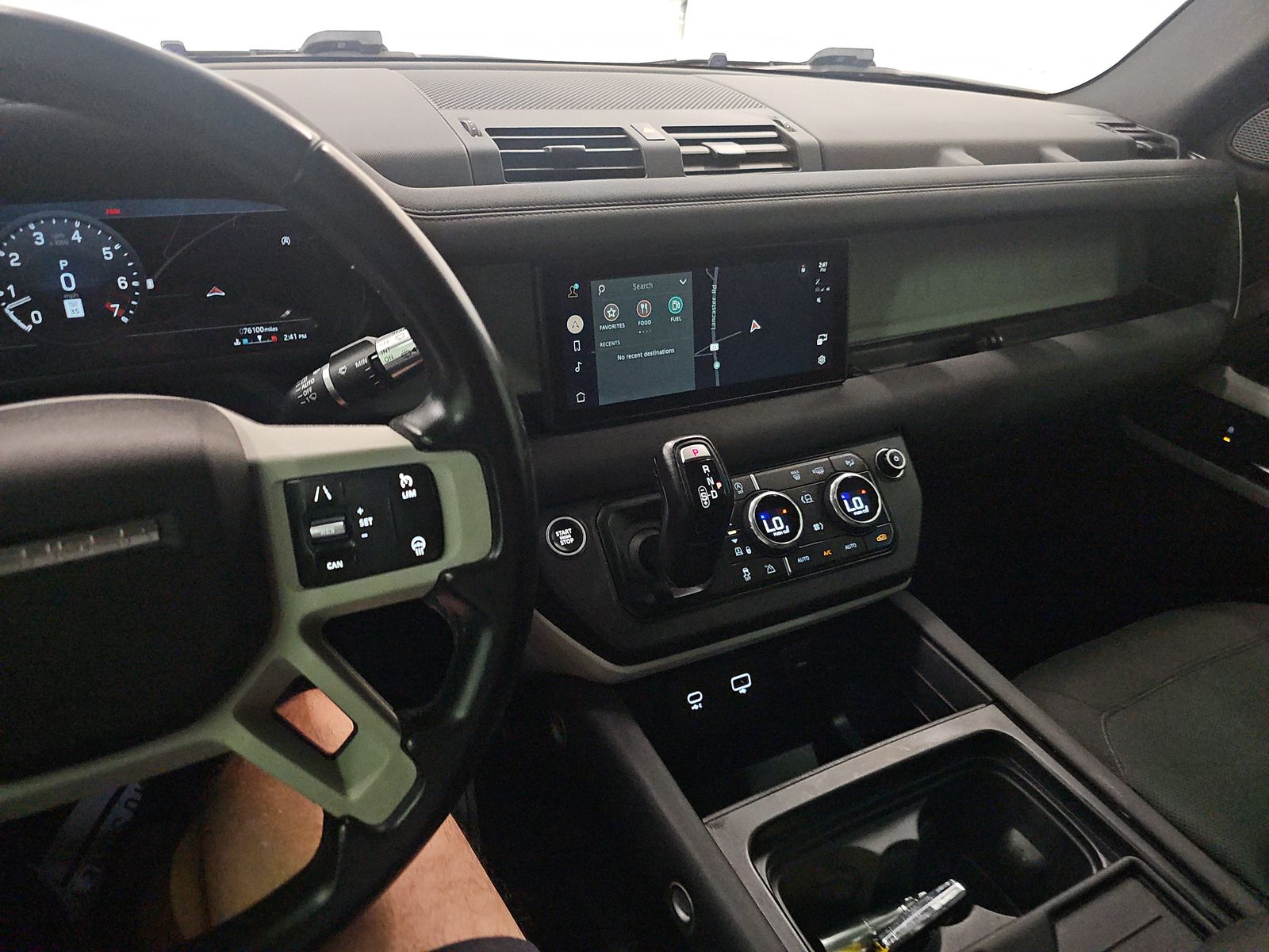 2020 Land Rover Defender 110 First Edition FWD