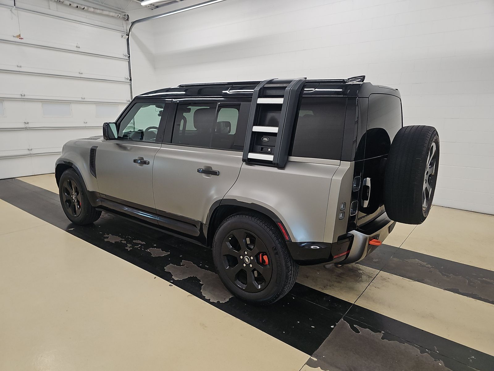 2021 Land Rover Defender 110 X FWD