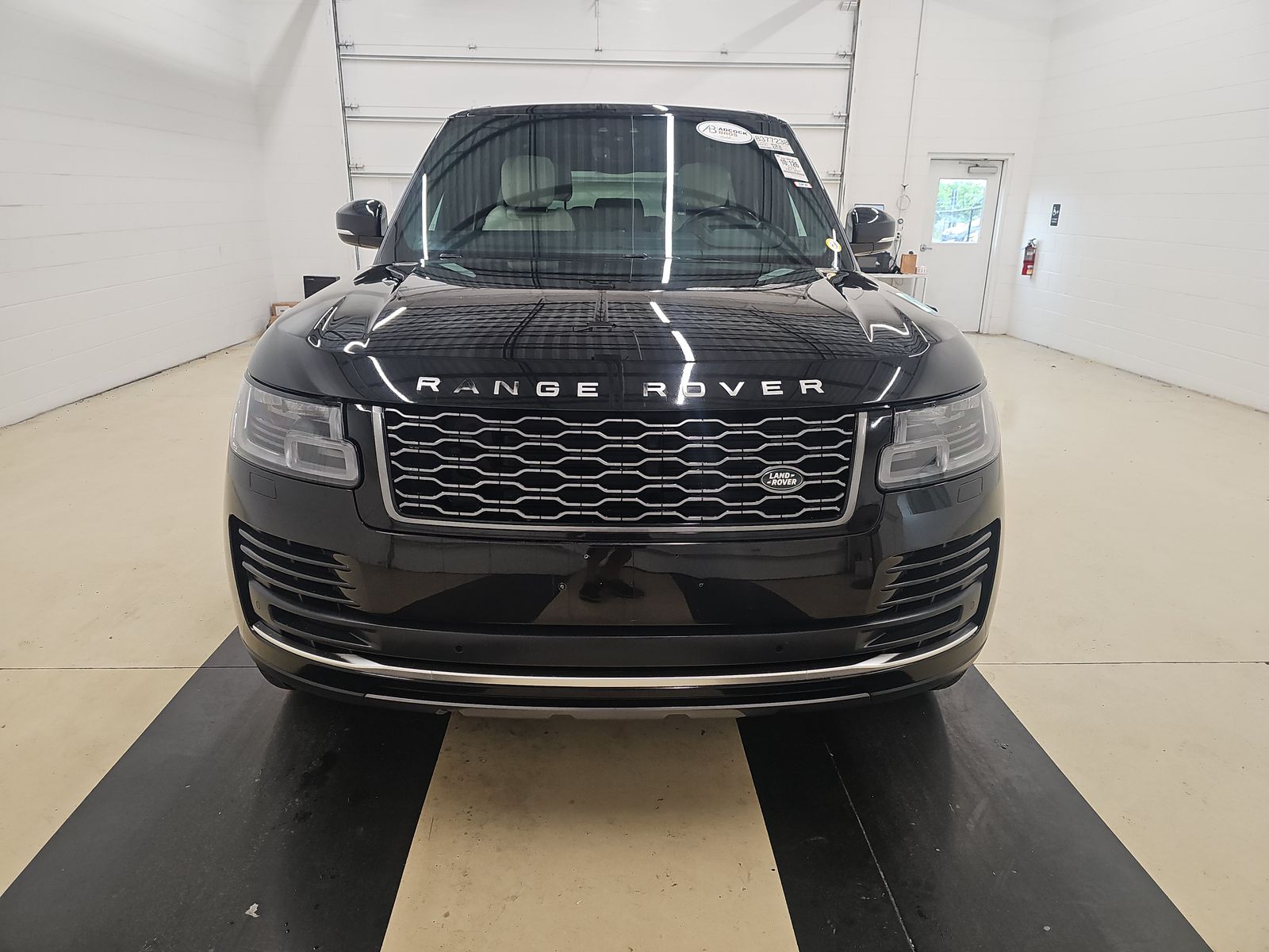 2021 Land Rover Range Rover P525 Westminster FWD