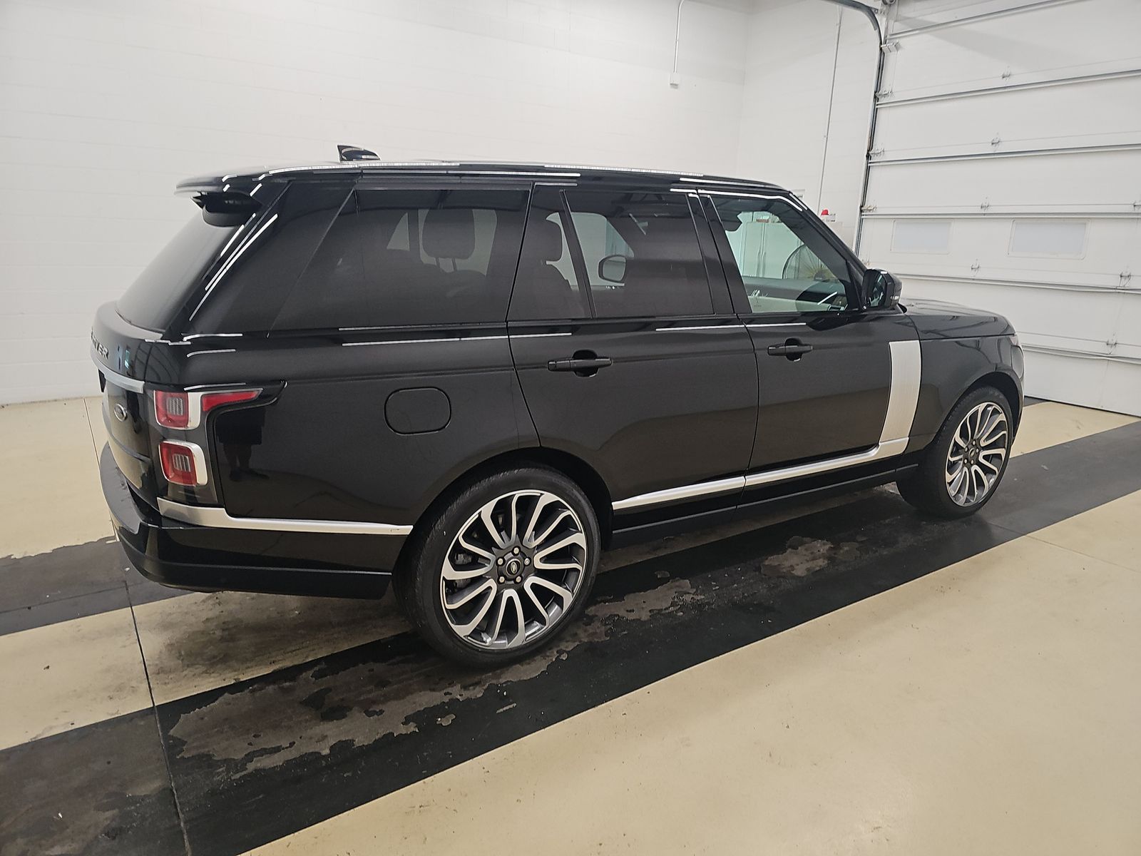 2021 Land Rover Range Rover P525 Westminster FWD