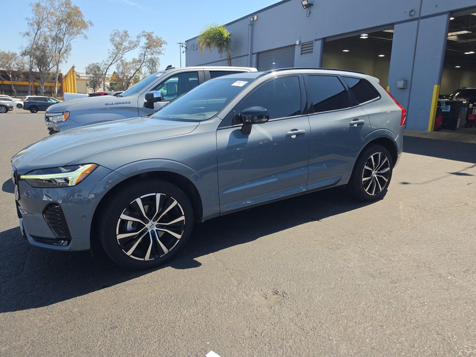 2024 Volvo XC60 B5 Plus AWD