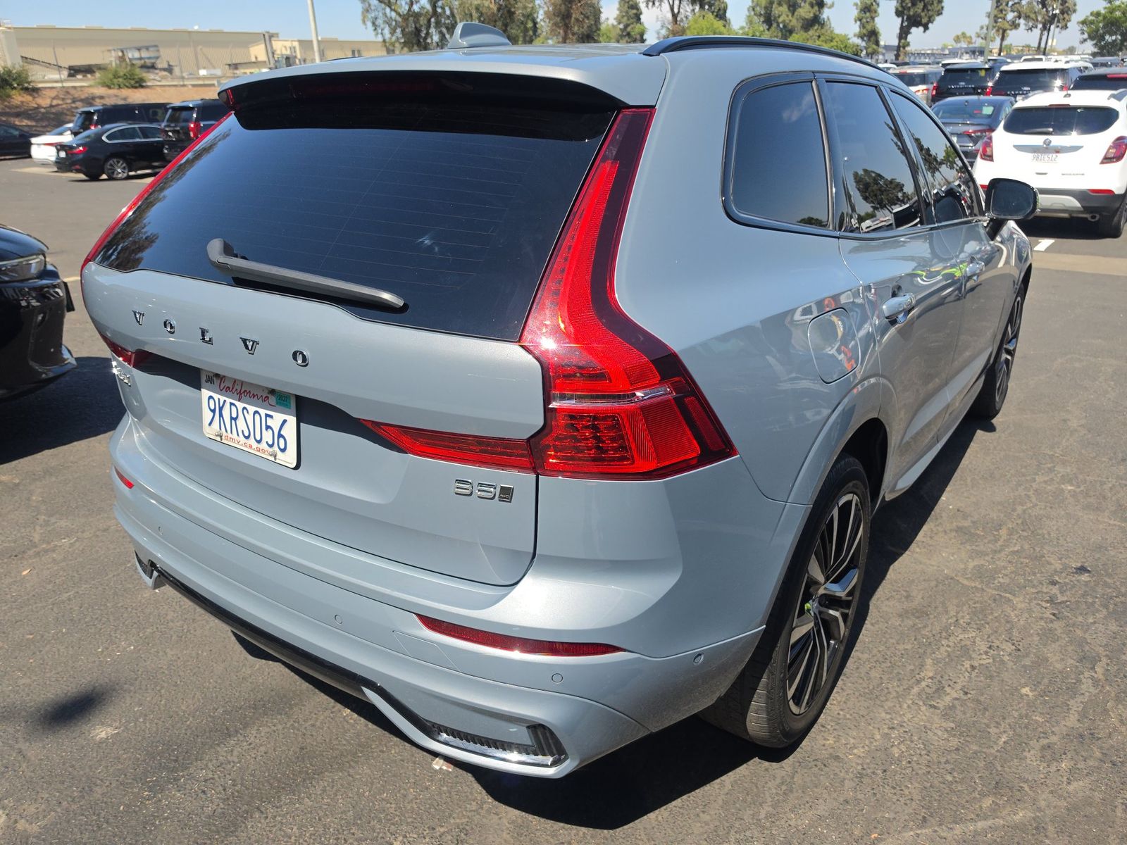 2024 Volvo XC60 B5 Plus AWD