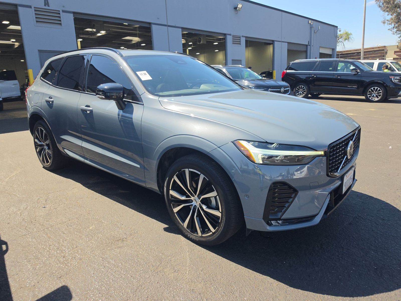 2024 Volvo XC60 B5 Plus AWD