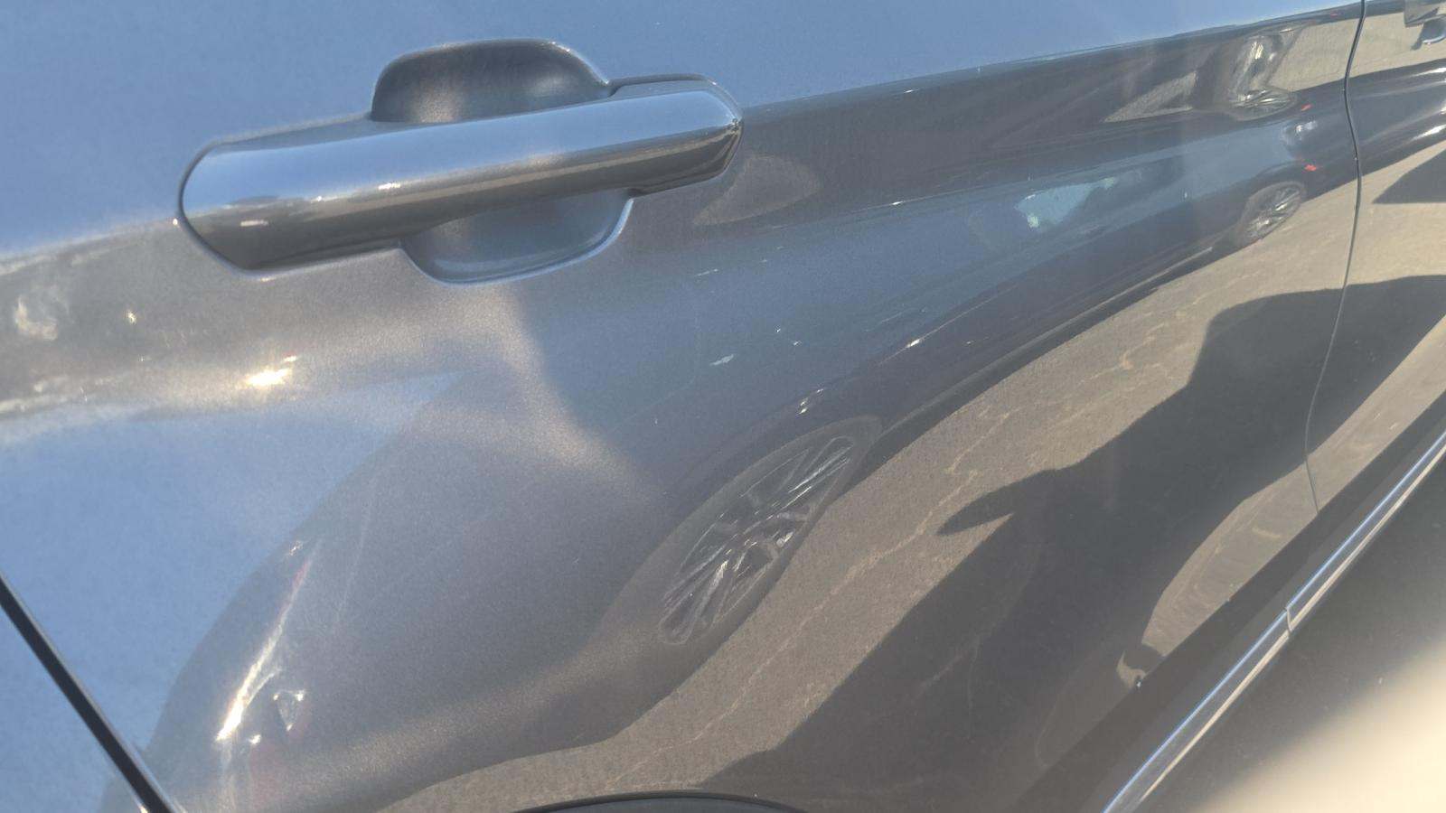 2023 Ford Explorer XLT RWD