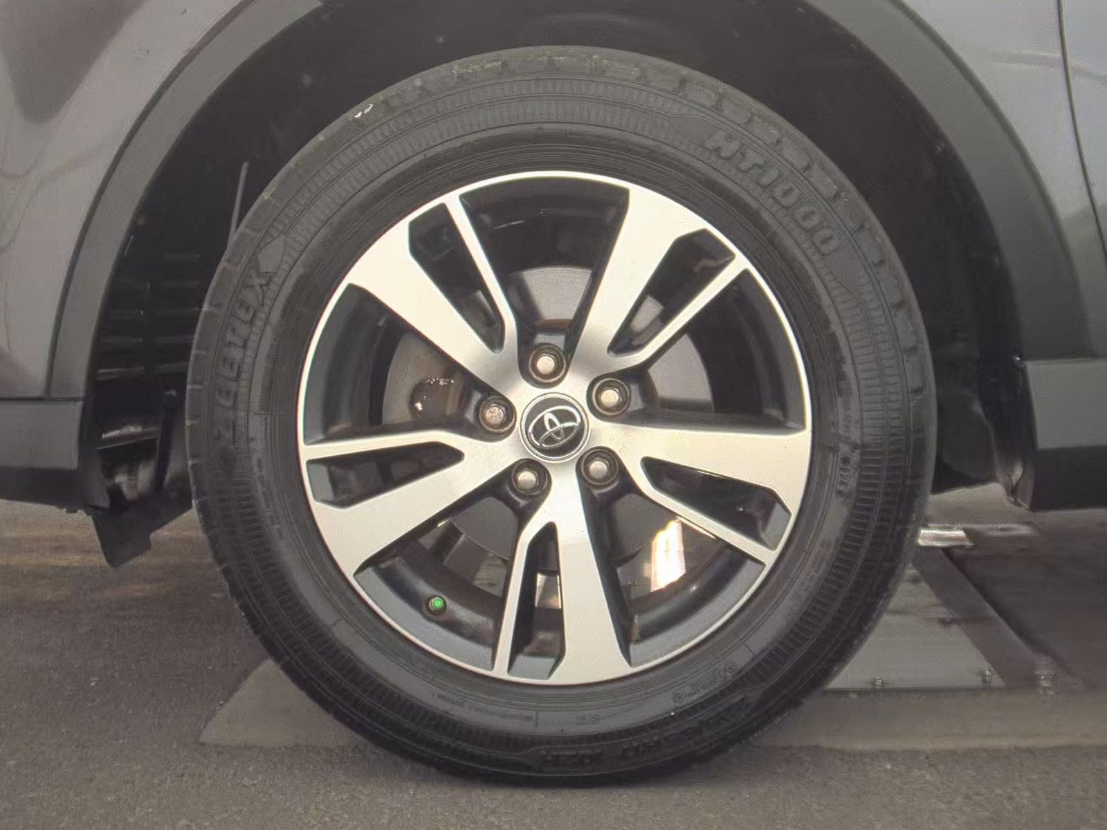 2018 Toyota RAV4 XLE FWD