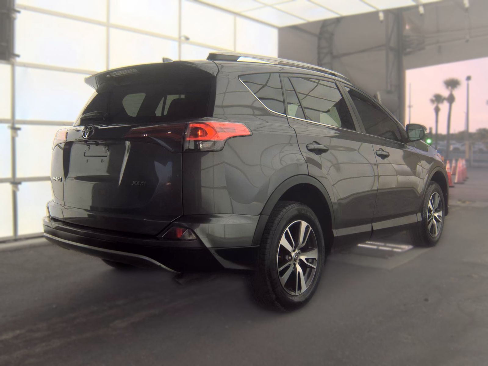 2018 Toyota RAV4 XLE FWD