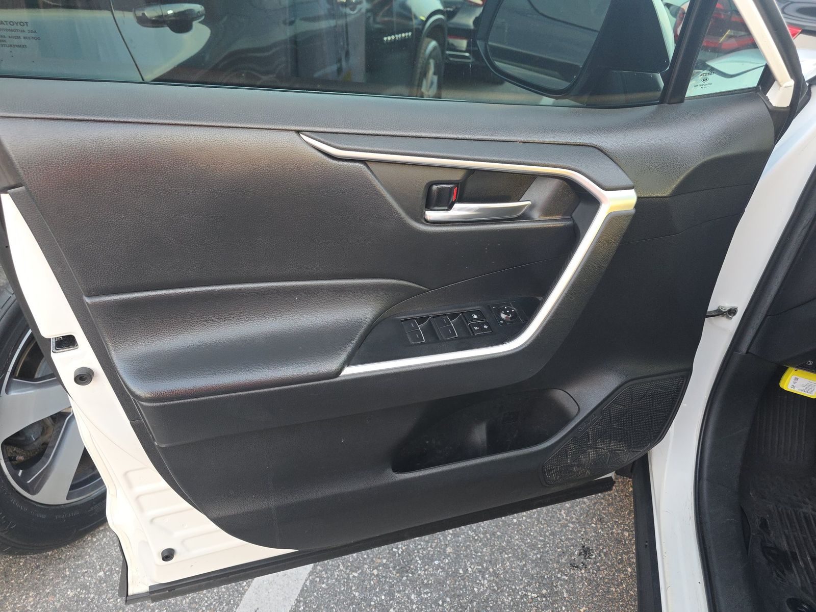 2024 Toyota RAV4 Hybrid XLE AWD