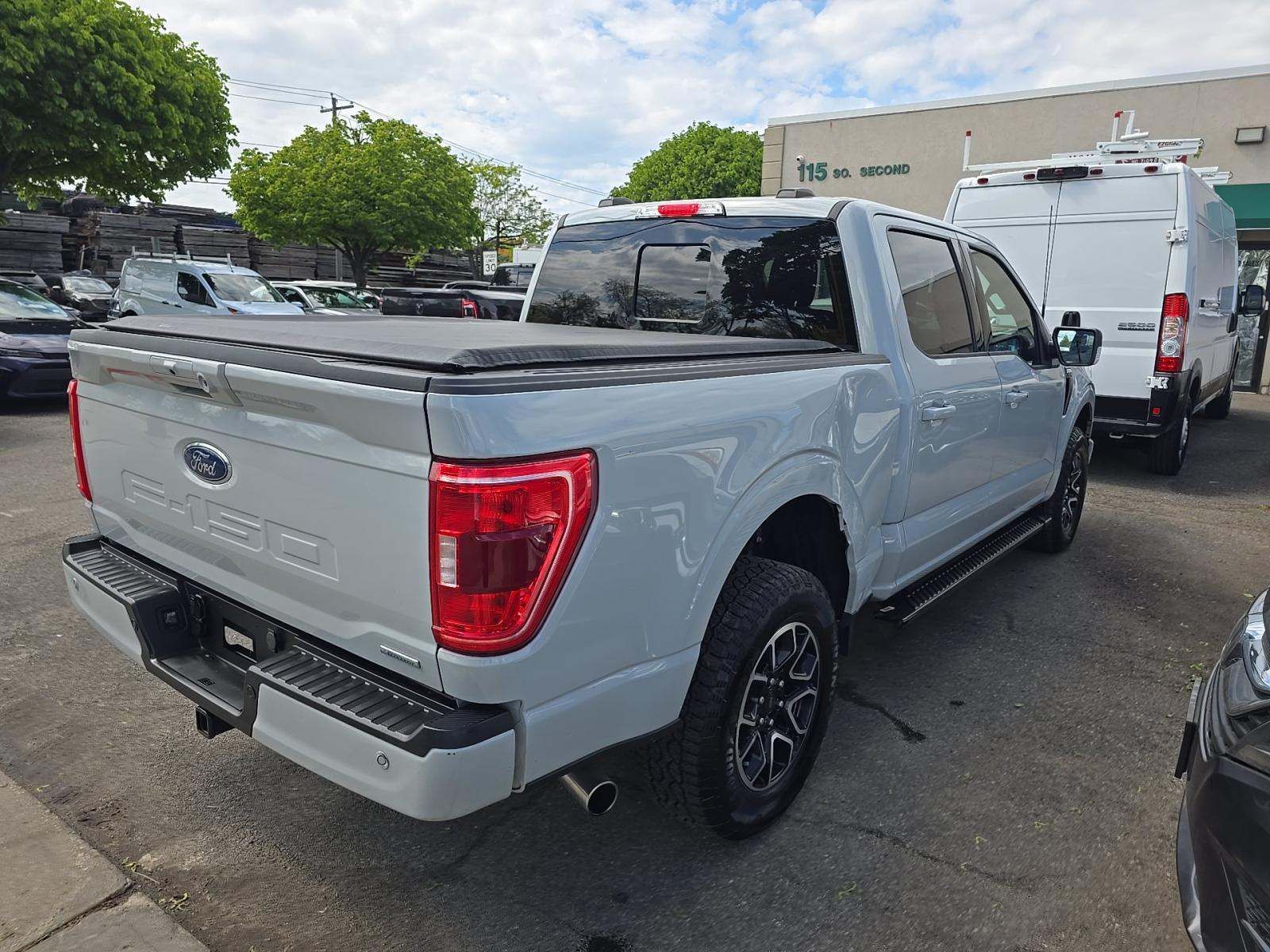 2023 Ford F-150 XLT AWD