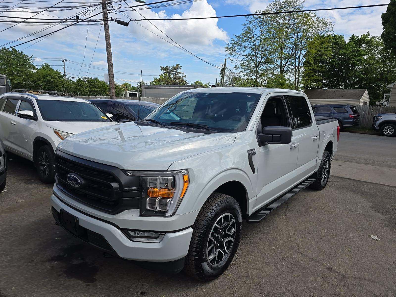 2023 Ford F-150 XLT AWD