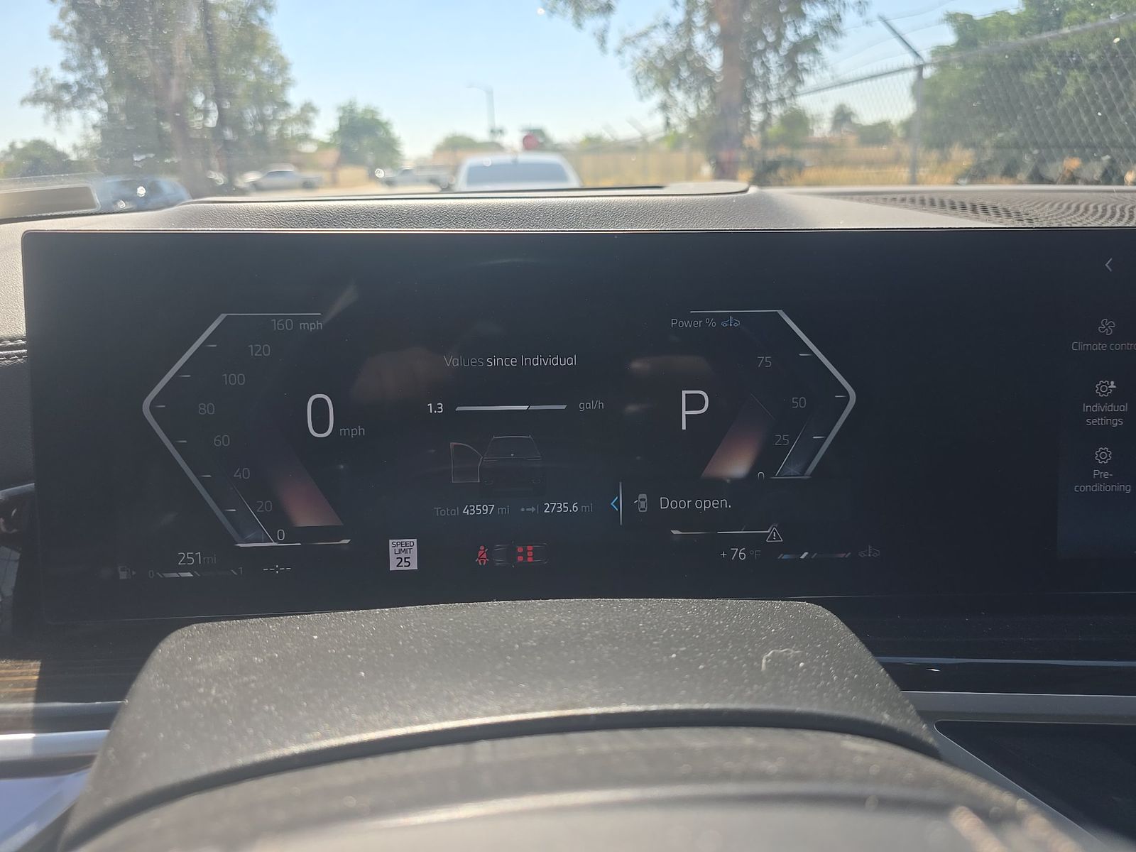 2025 BMW X7 xDrive40i AWD