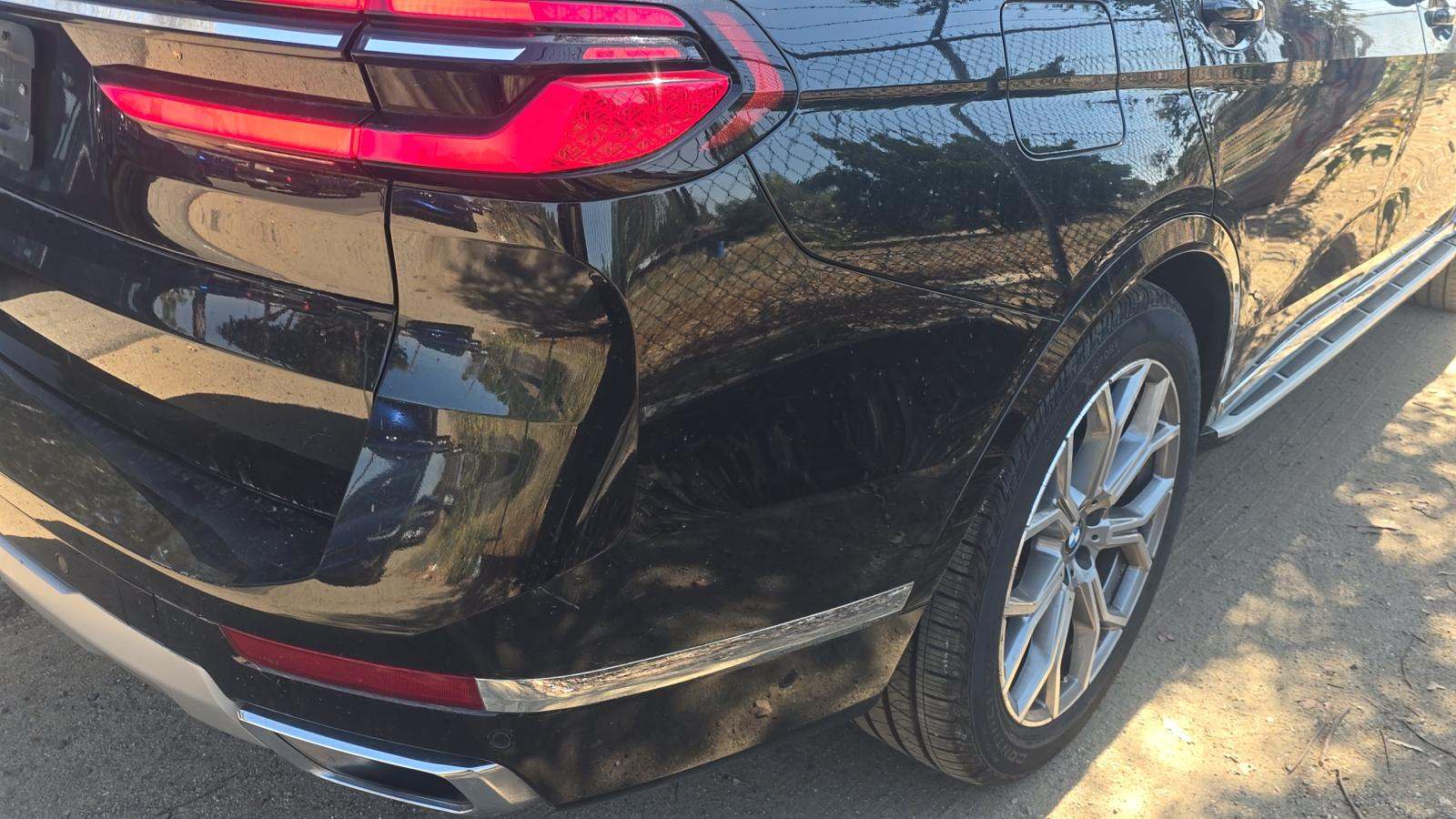 2025 BMW X7 xDrive40i AWD