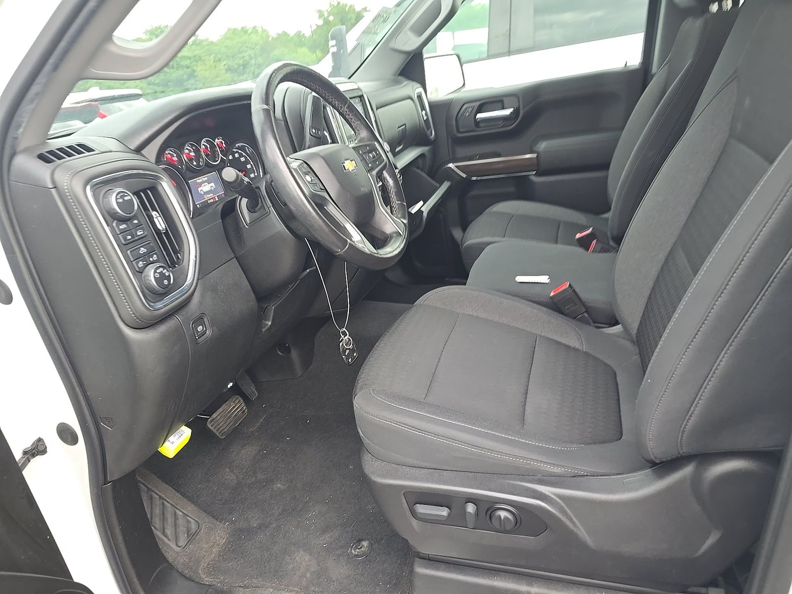 2021 Chevrolet Silverado 1500 LT AWD