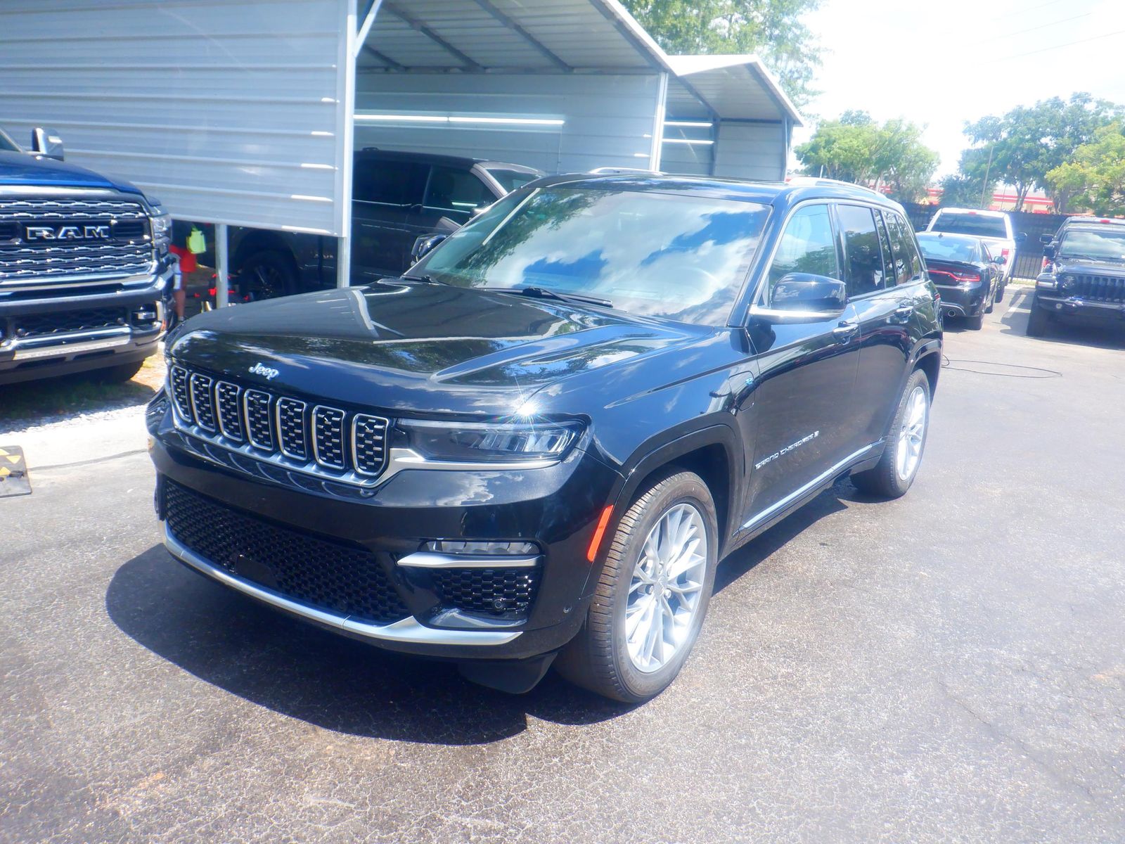 2022 Jeep Grand Cherokee 4xe Summit AWD