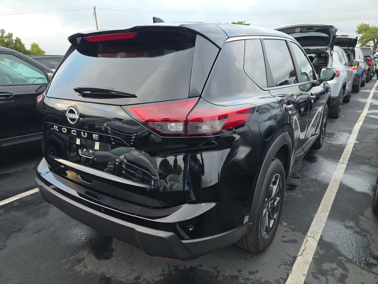 2025 Nissan Rogue SV FWD