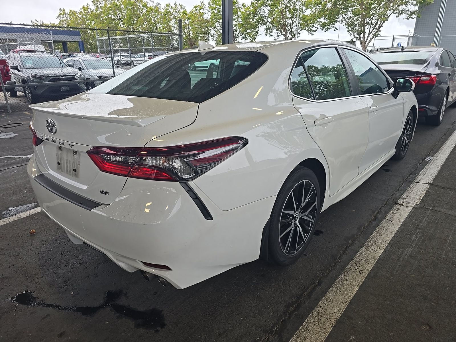 2023 Toyota Camry SE FWD