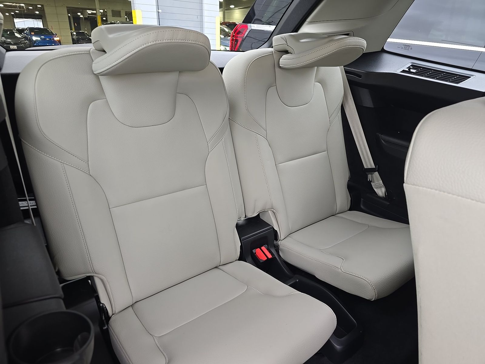 2024 Volvo XC90 B5 Core AWD