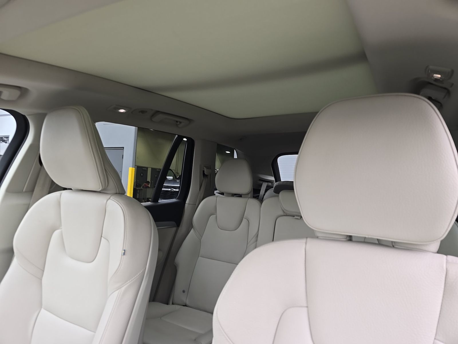 2024 Volvo XC90 B5 Core AWD