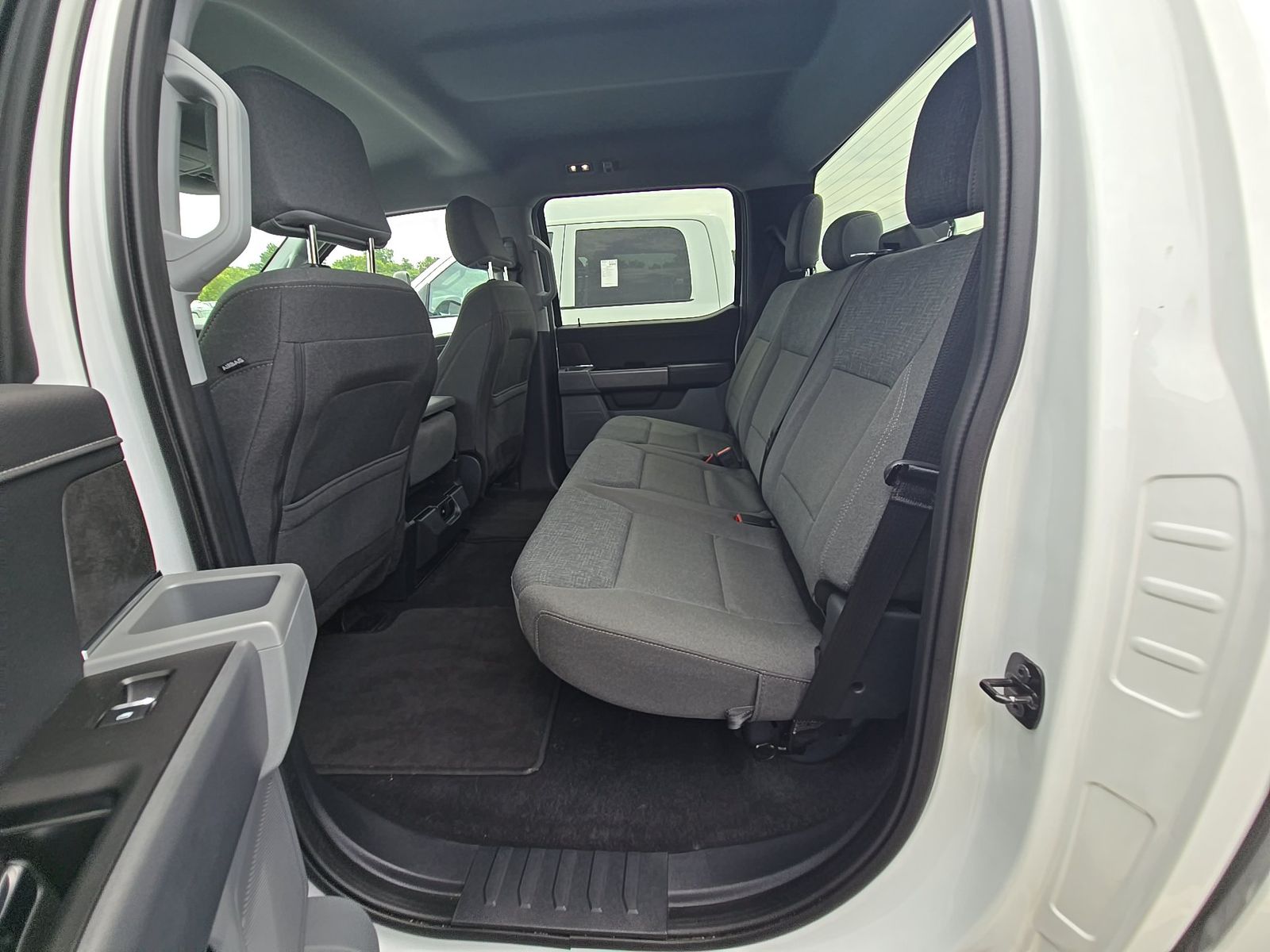 2024 Ford F-150 XLT AWD