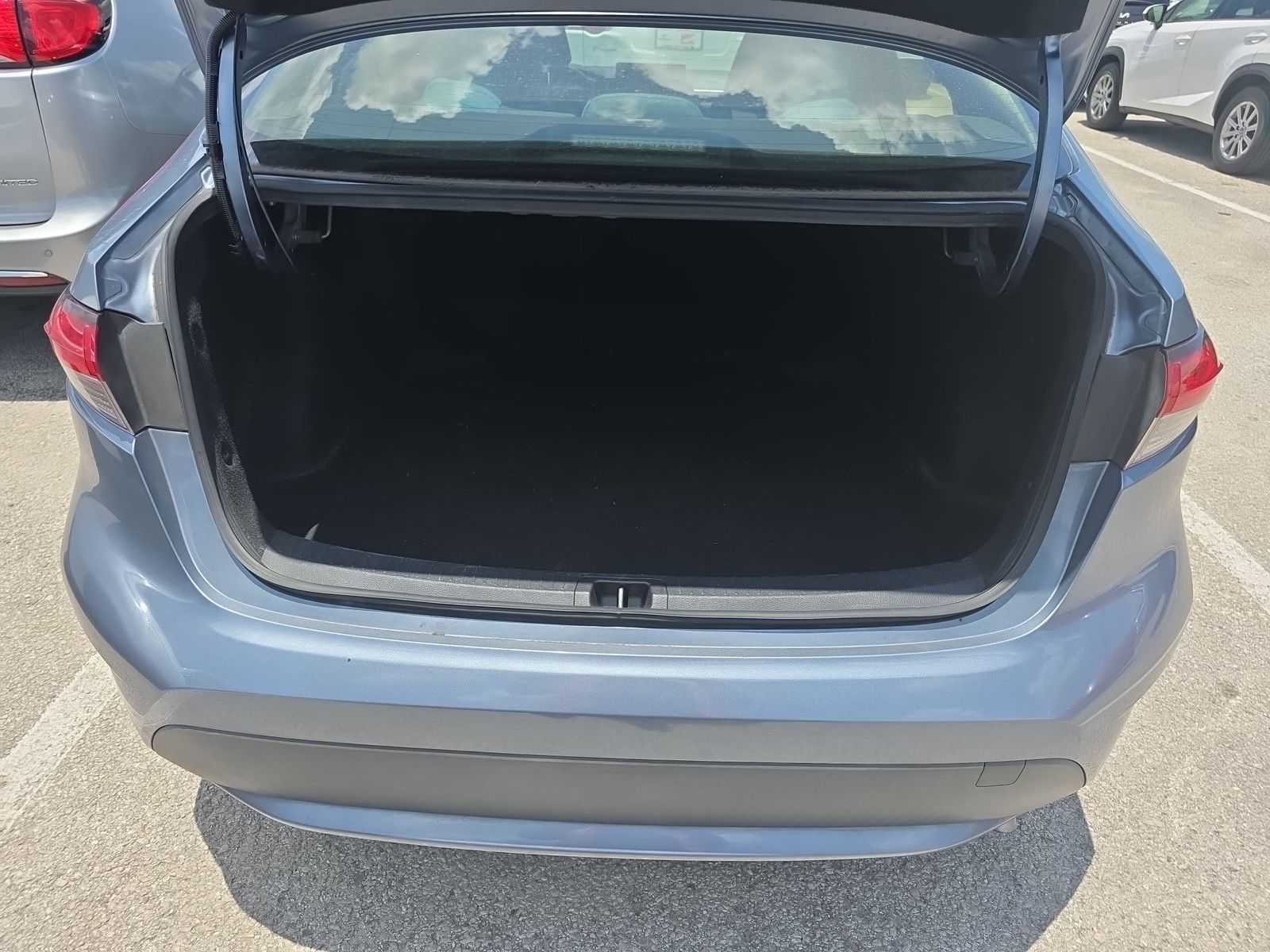2021 Toyota Corolla LE FWD