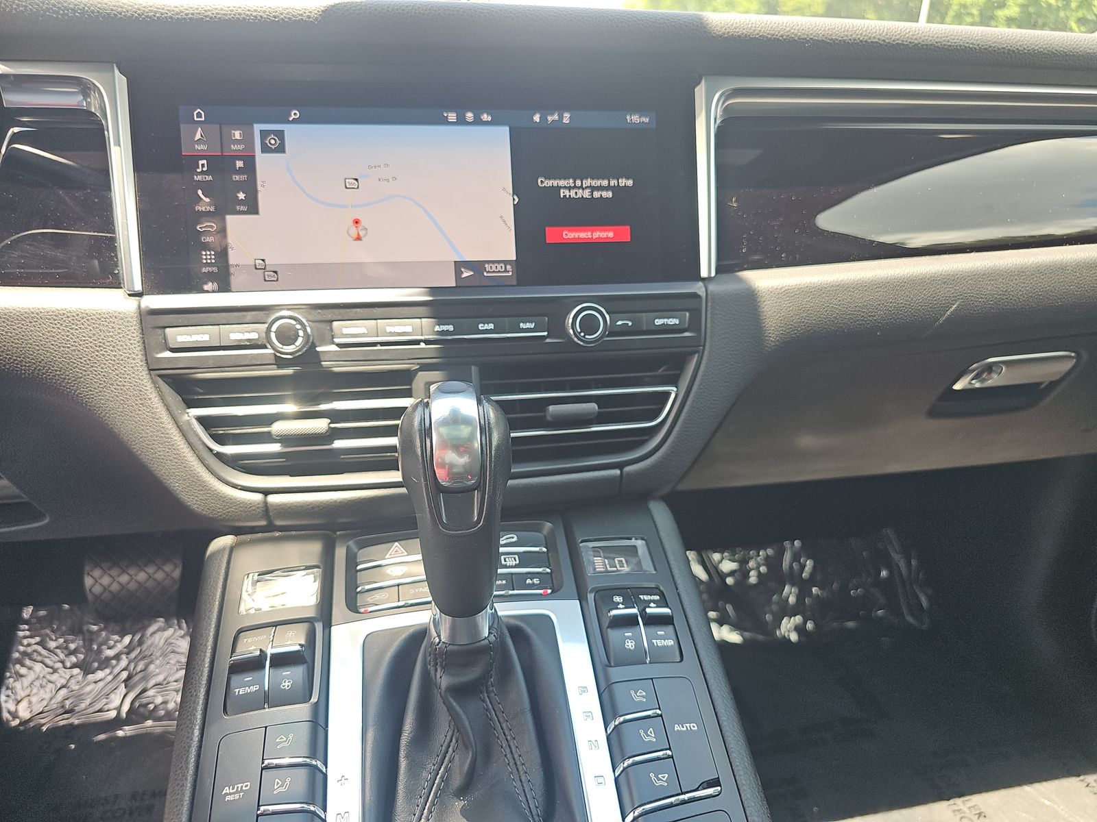 2021 Porsche Macan Base AWD