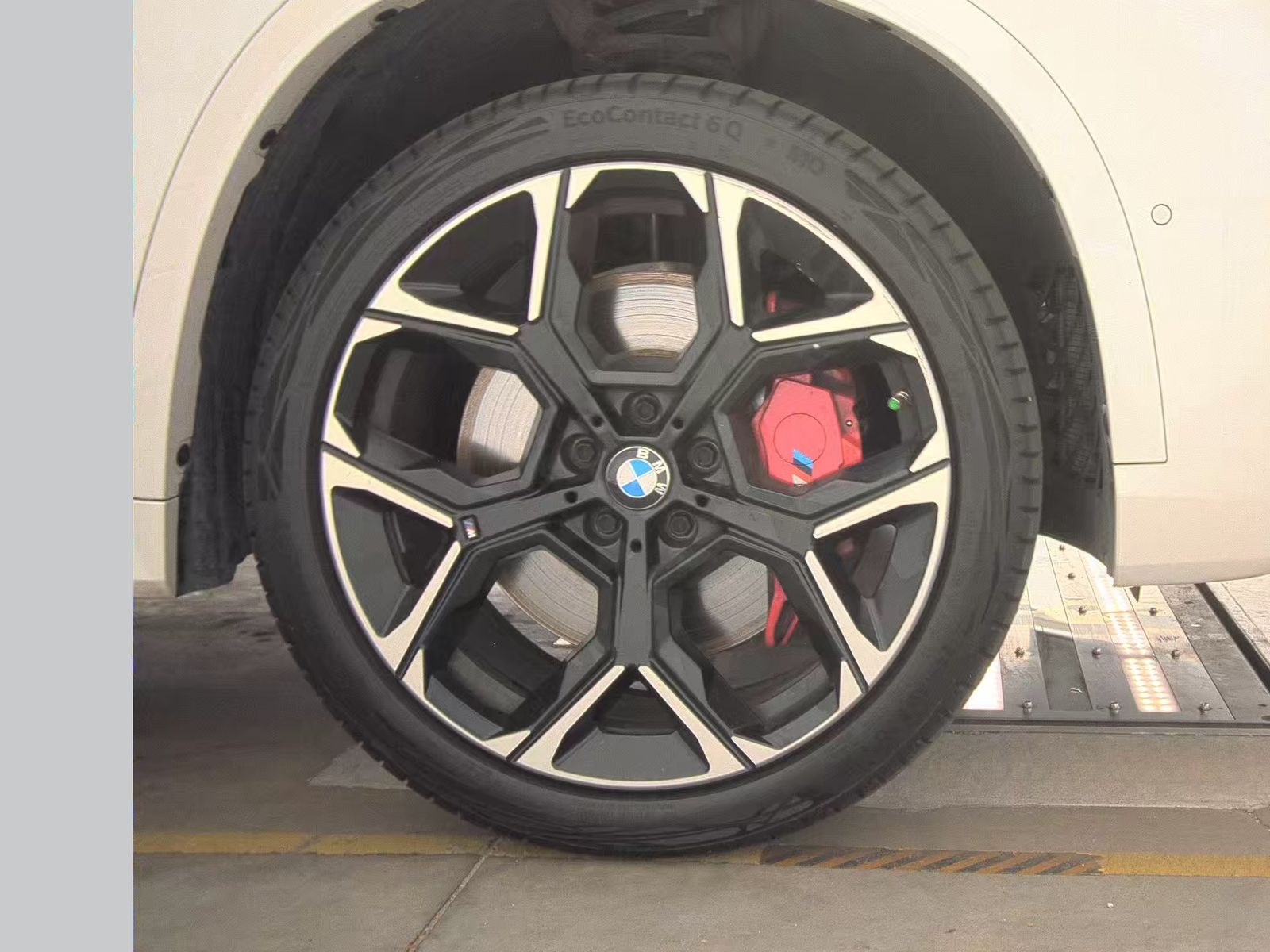 2024 BMW X1 M35i AWD