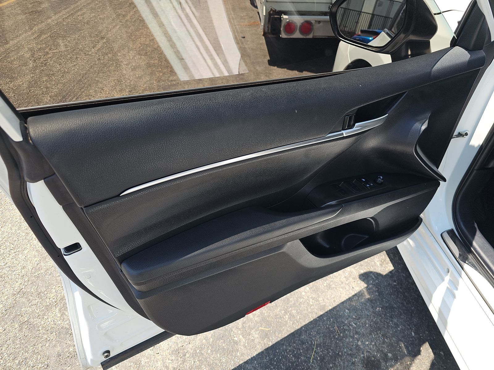 2024 Toyota Camry SE FWD
