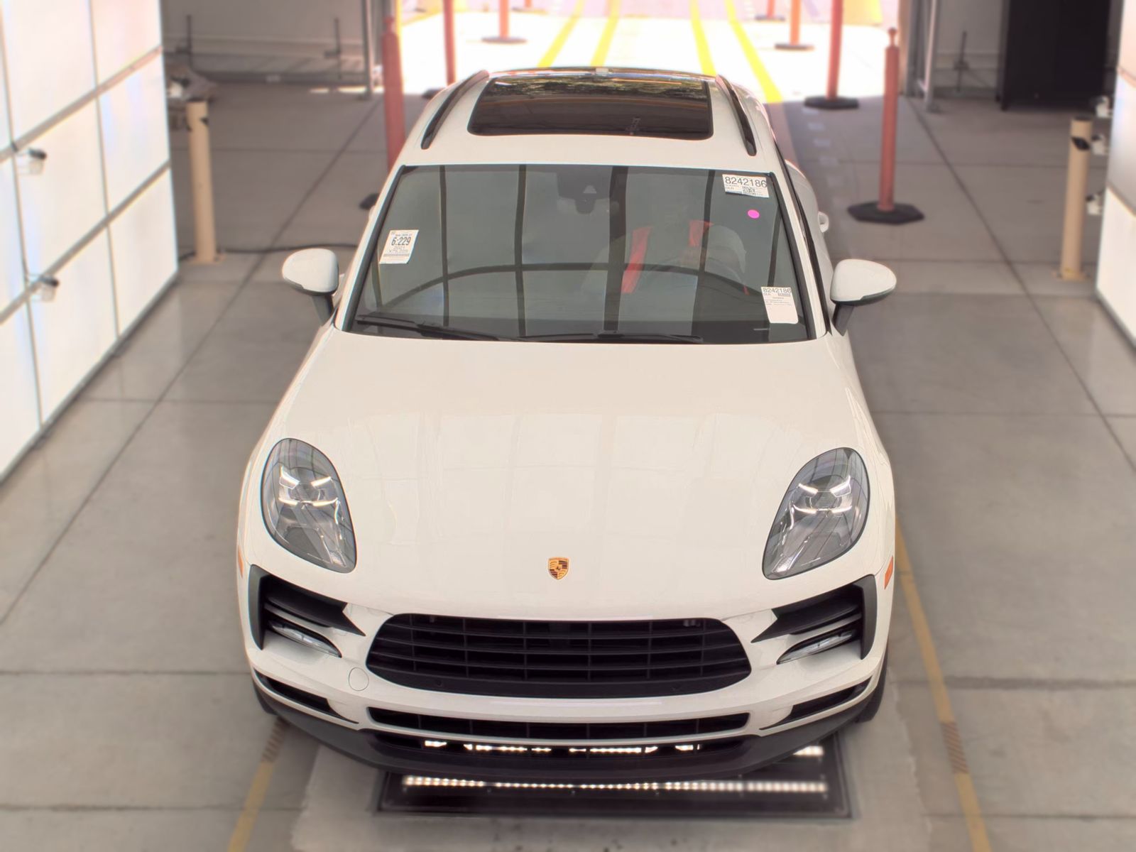 2021 Porsche Macan Base AWD