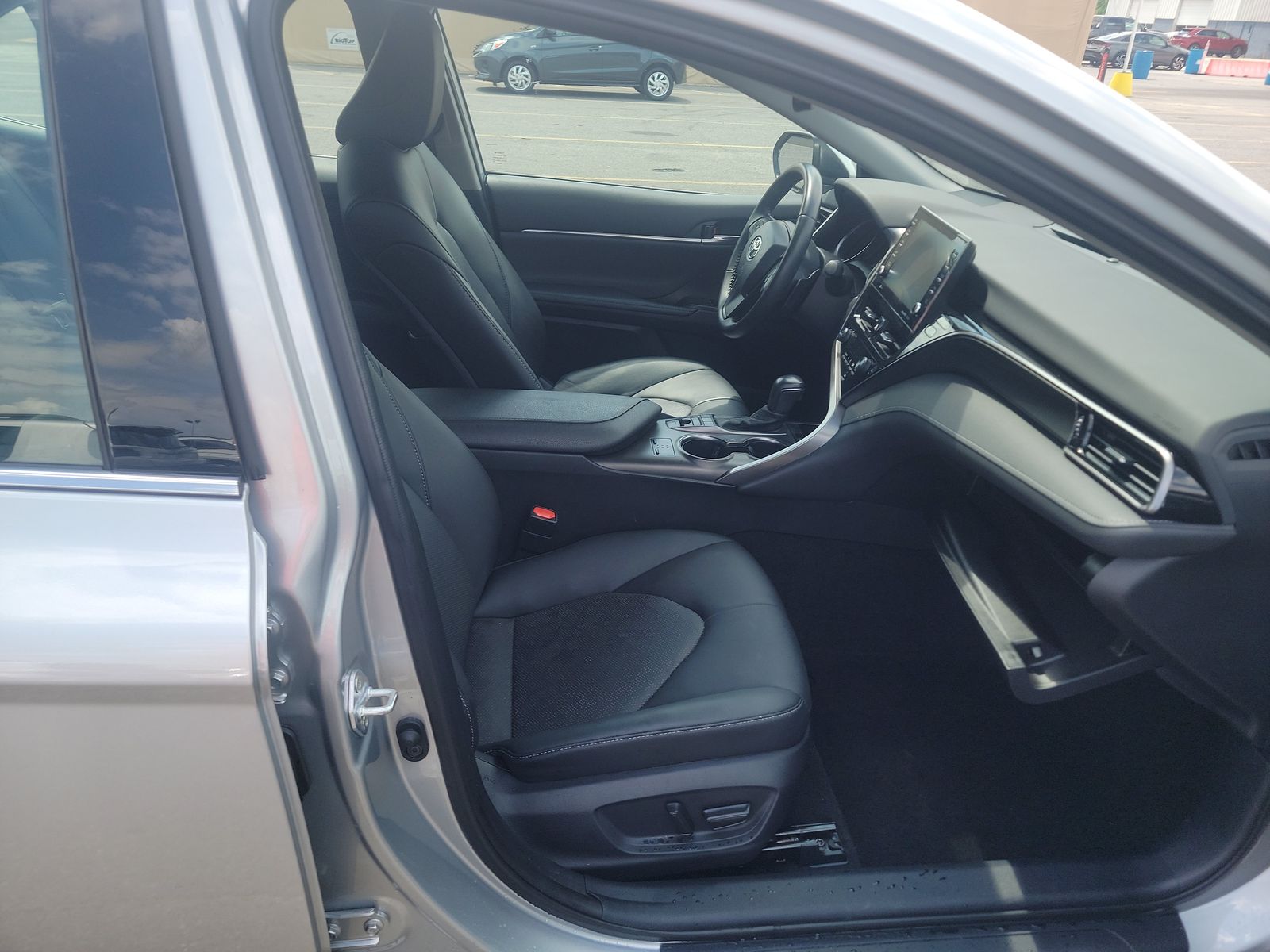 2022 Toyota Camry XSE FWD