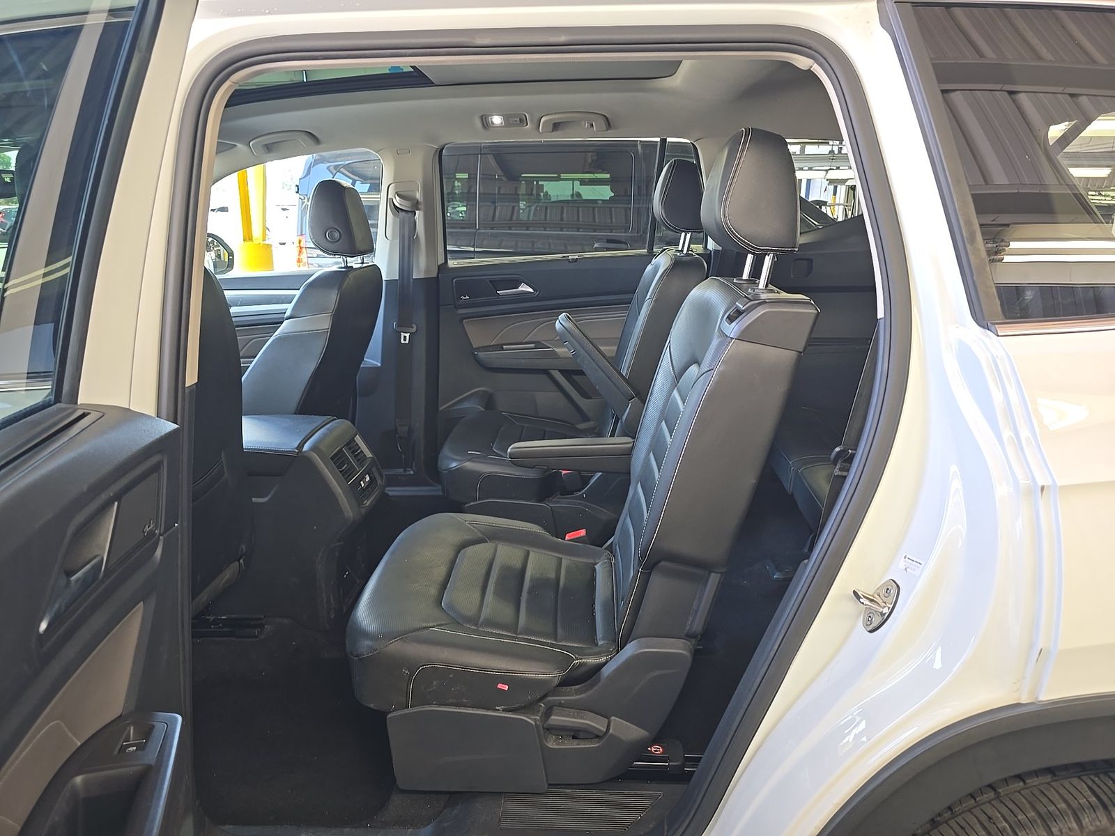 2021 Volkswagen Atlas 3.6L SEL Premium R-Line AWD