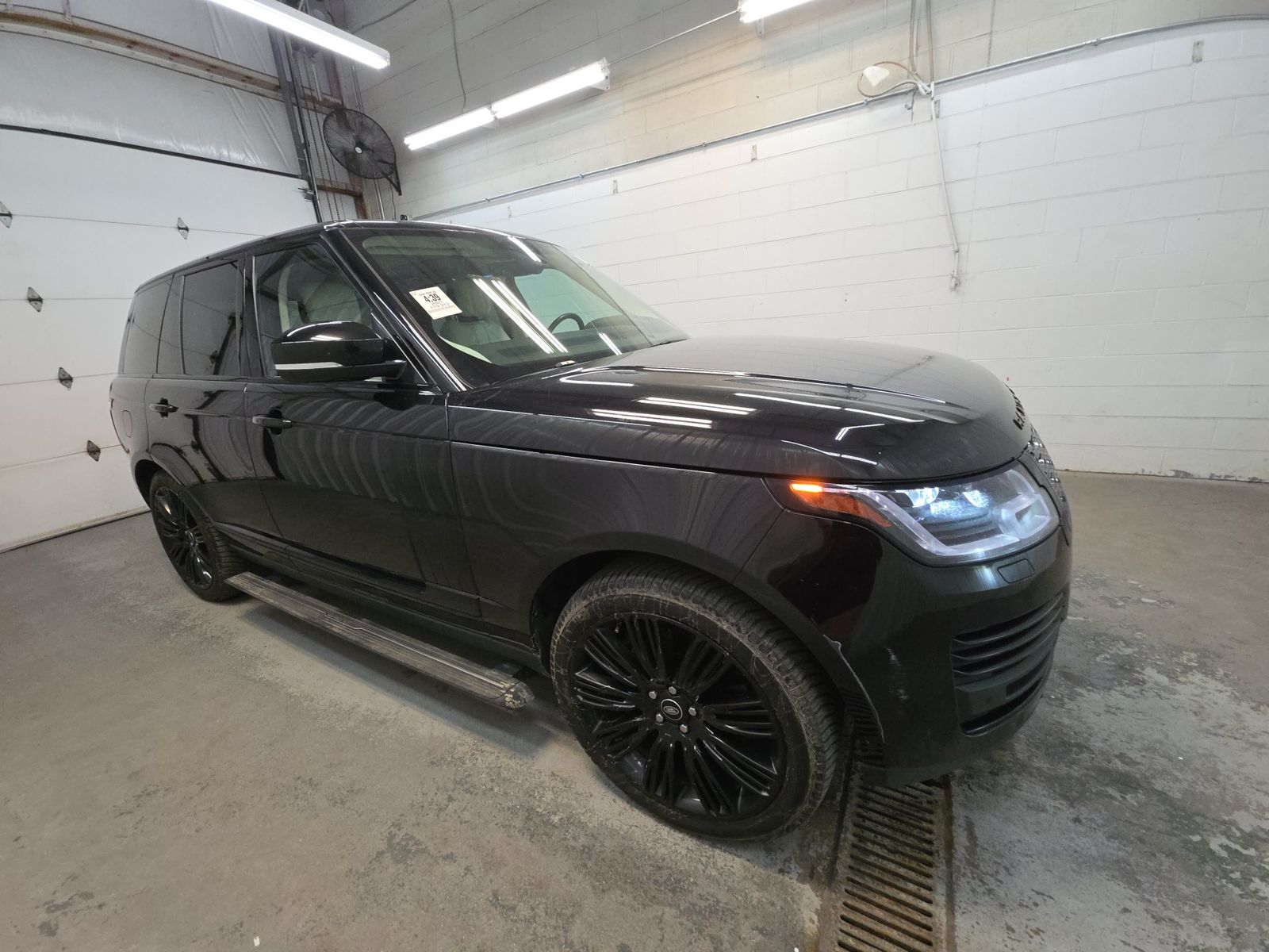 2021 Land Rover Range Rover P525 Westminster AWD