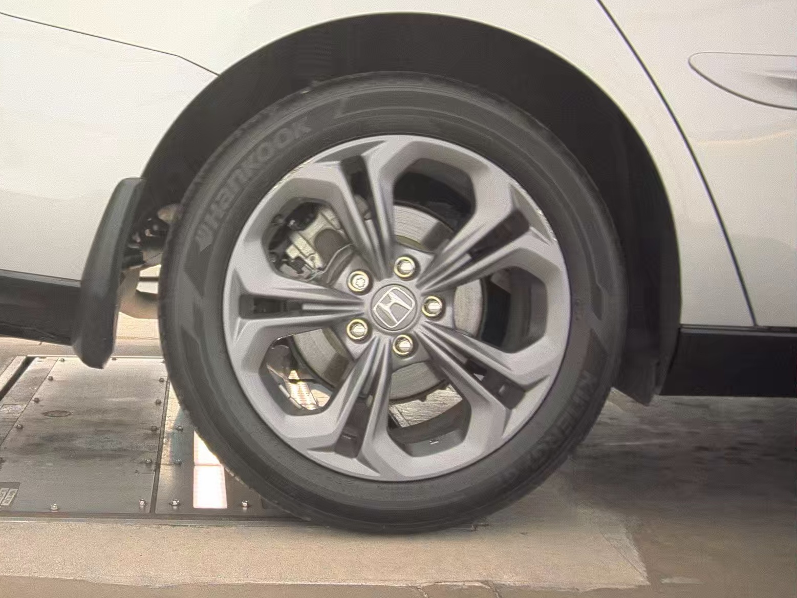 2025 Honda Accord Hybrid EX-L FWD